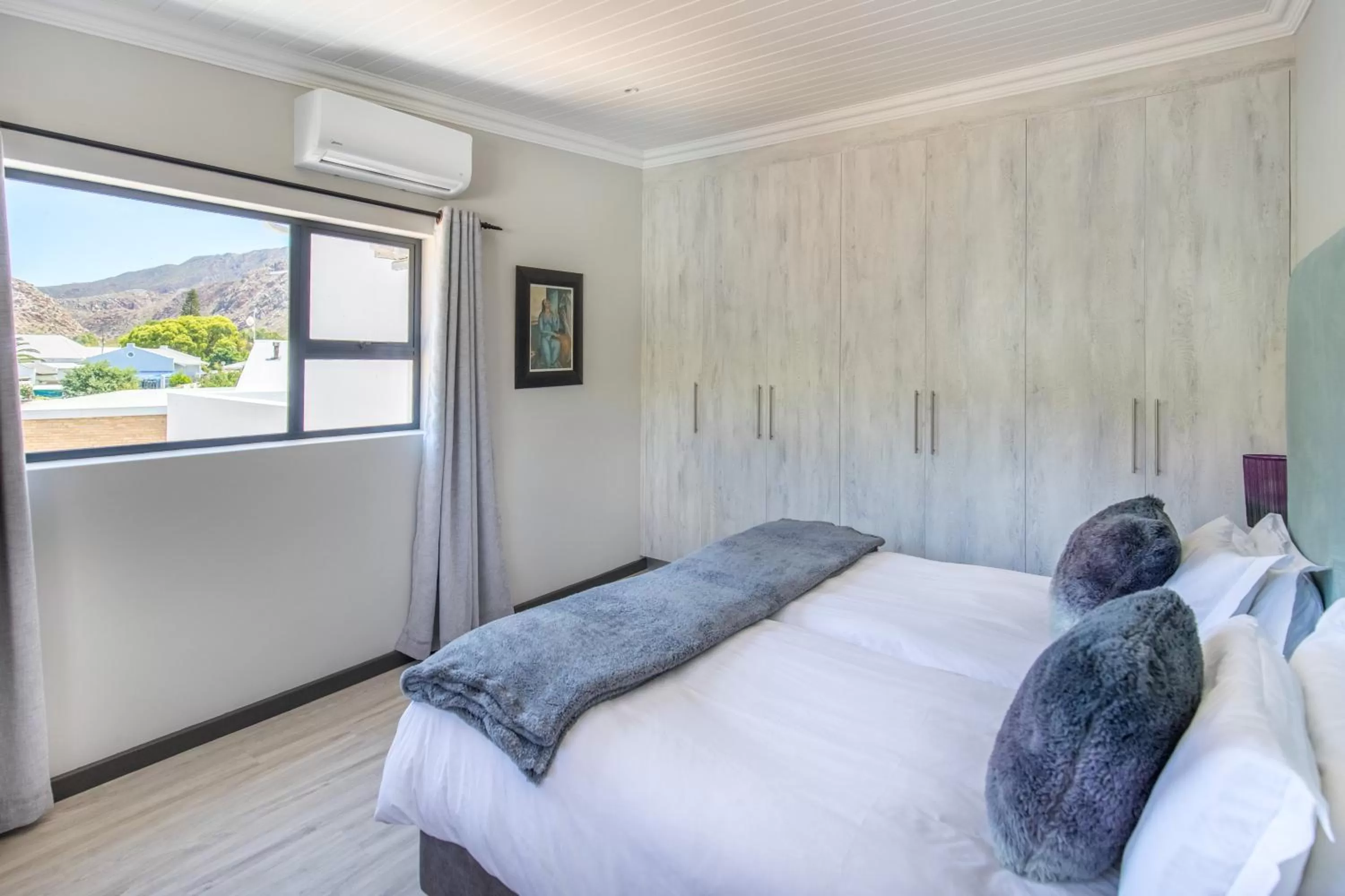 Bedroom, Bed in Mimosa Lodge