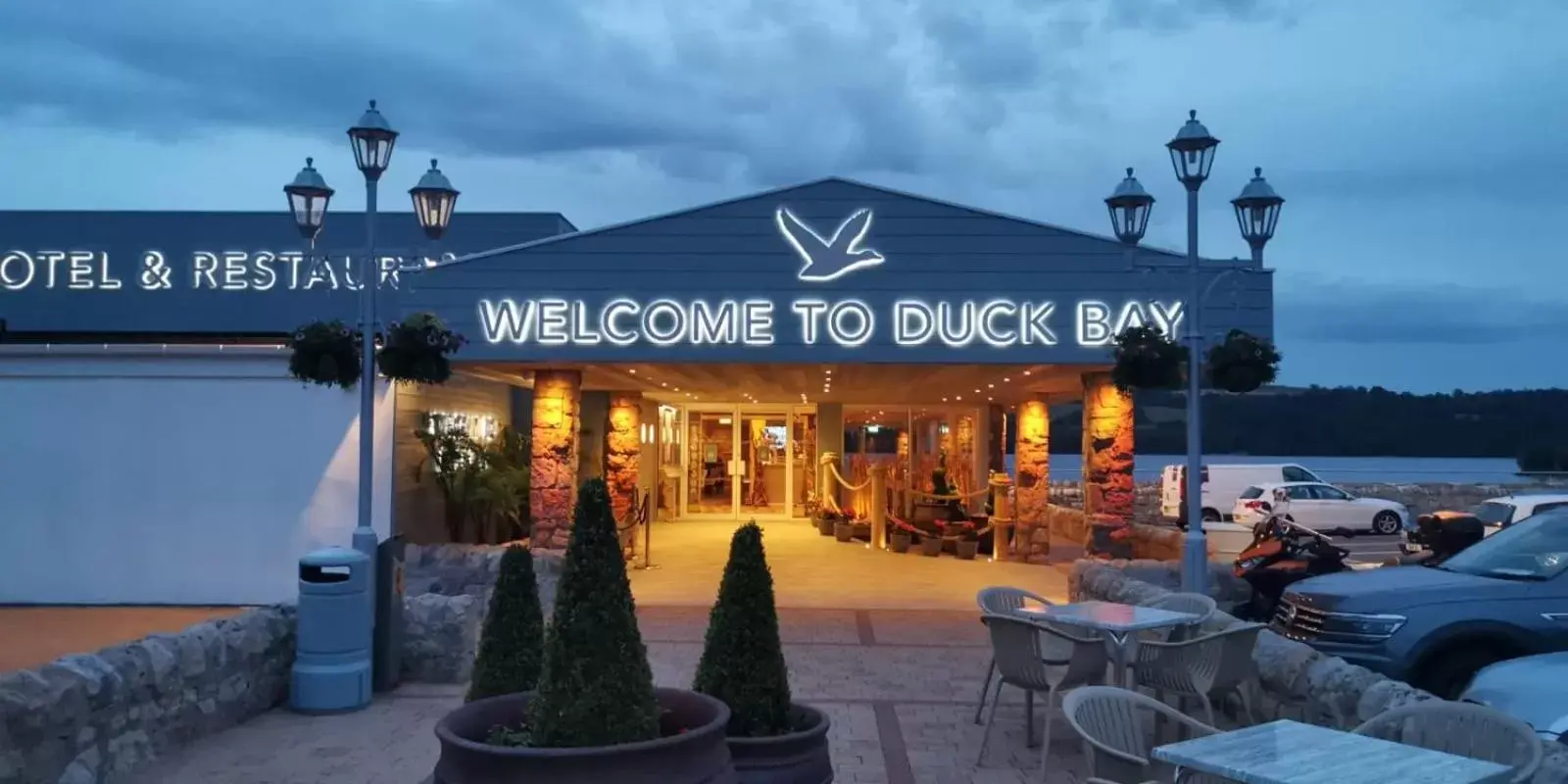 Duck Bay Hotel & Restaurant