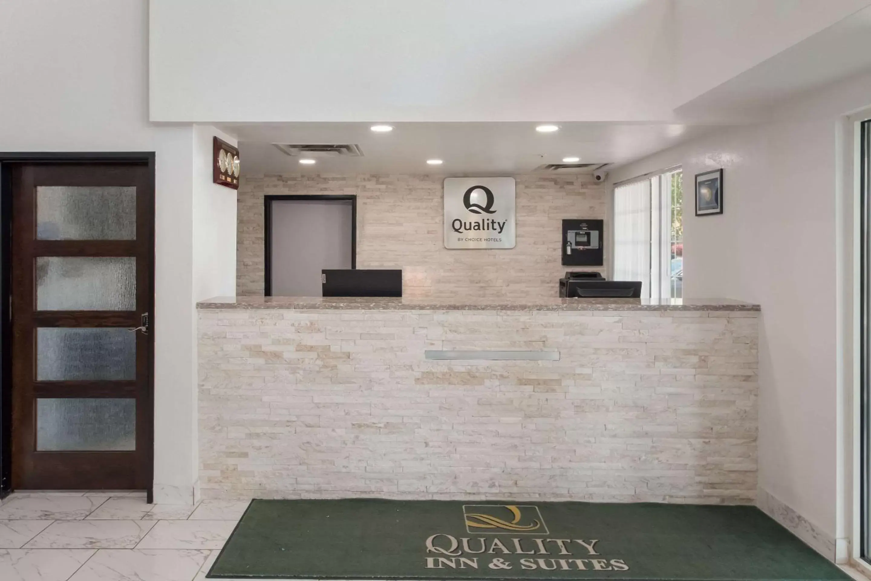 Lobby or reception, Lobby/Reception in Quality Inn & Suites Airport West Salt Lake City