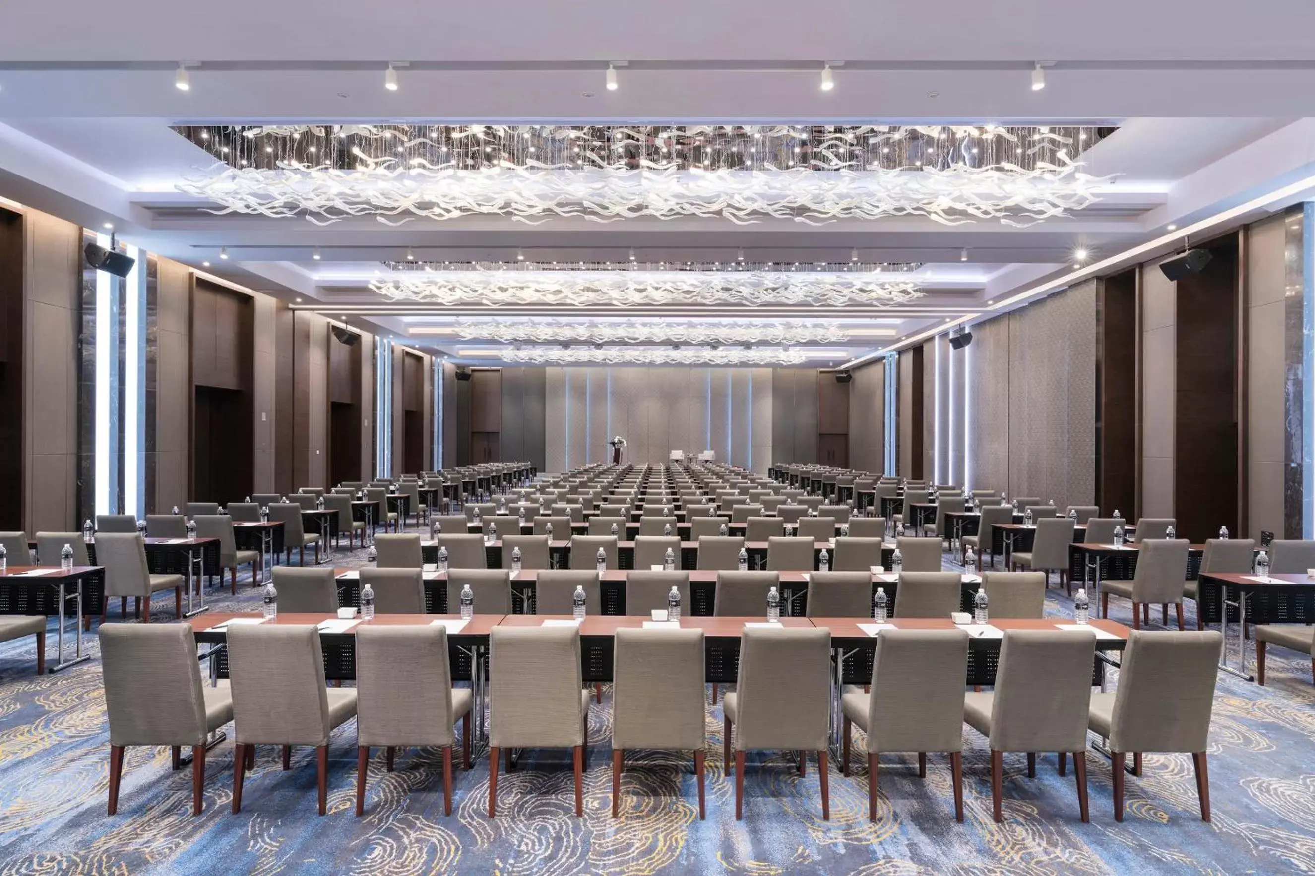 Meeting/conference room in Amara Signature Shanghai