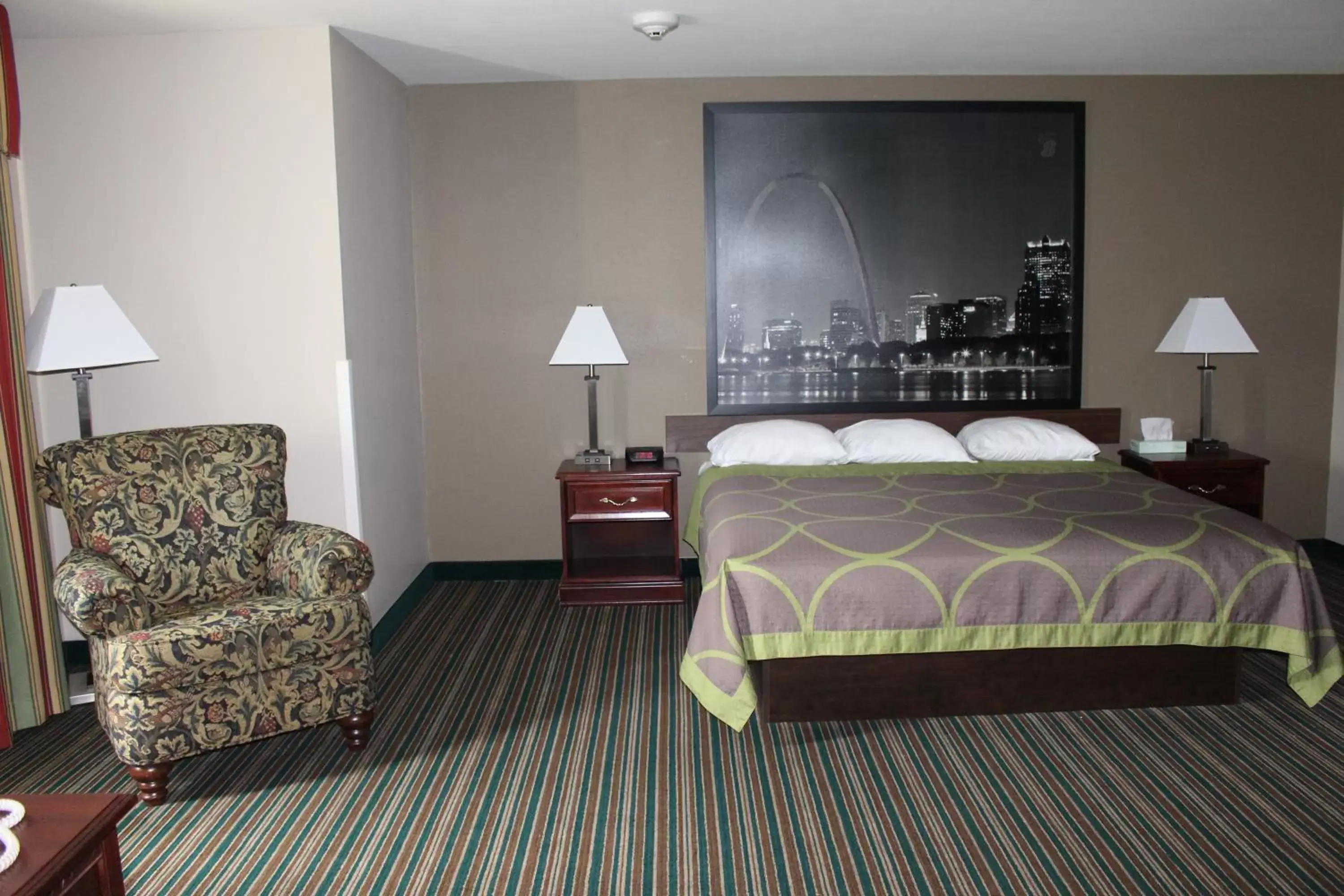 Bedroom, Bed in Super 8 by Wyndham Union