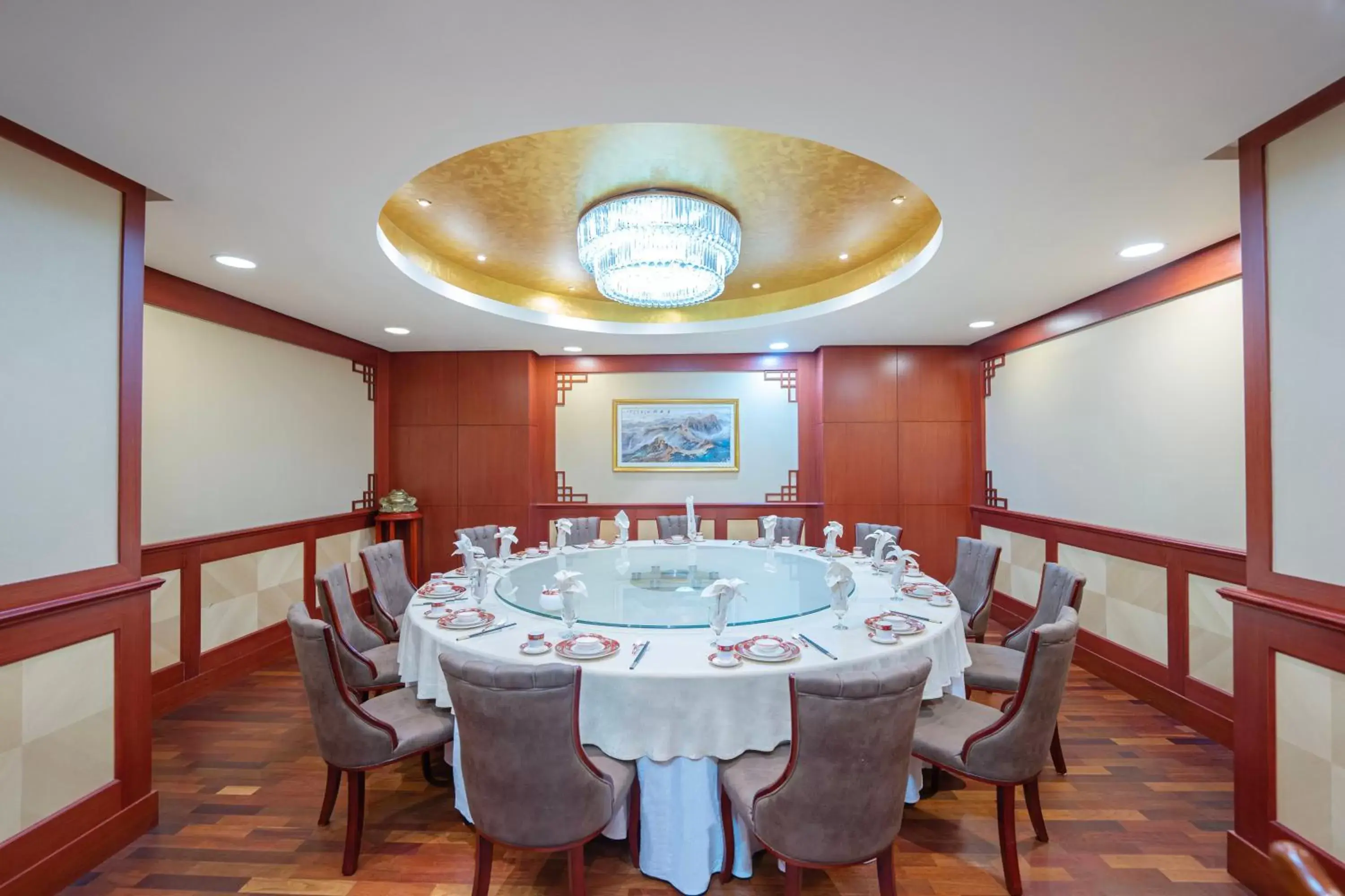 Restaurant/places to eat in Hyatt Regency Dubai - Corniche Restaurant/places to eat in Hyatt Regency Dubai - Corniche