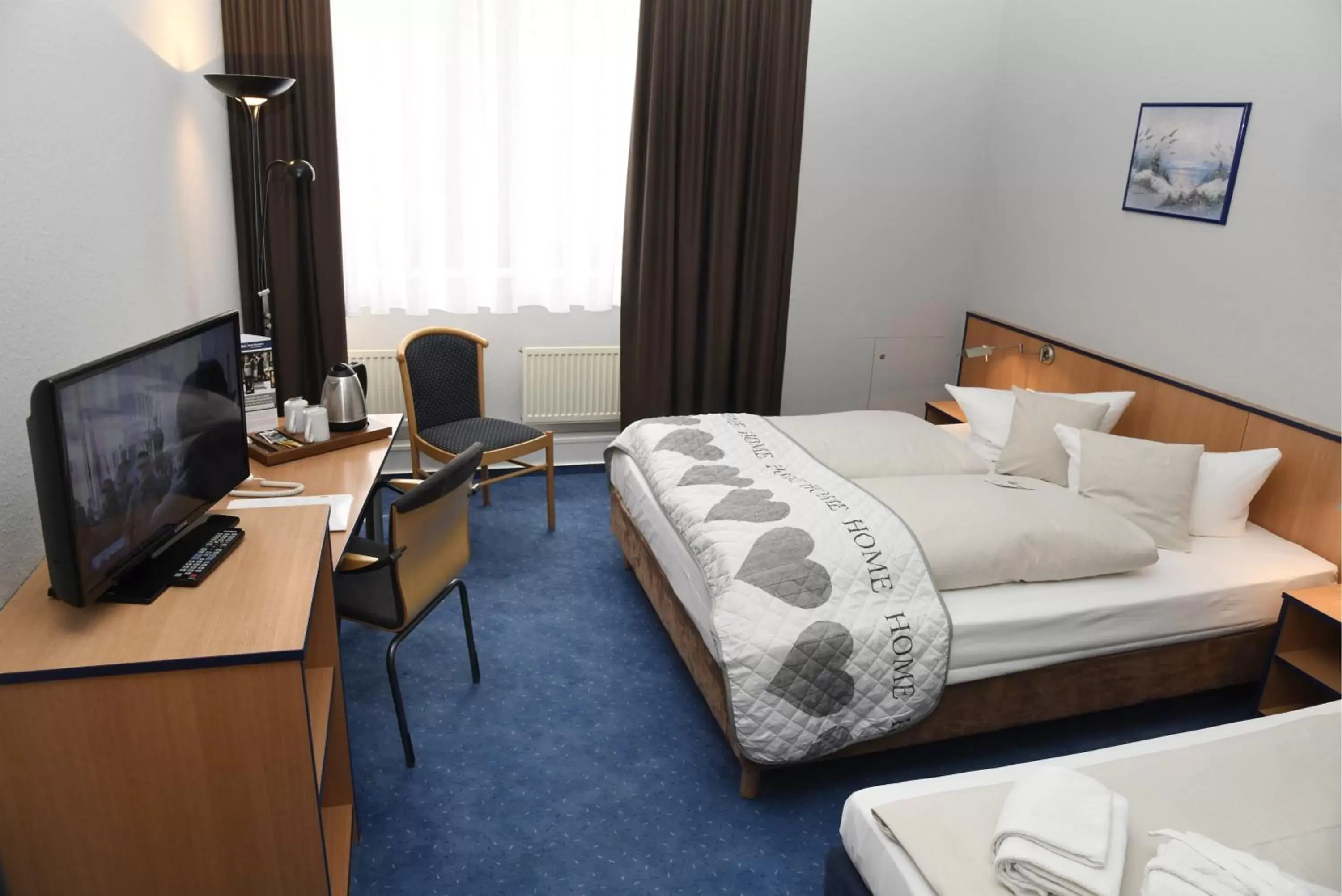 Photo of the whole room in Best Western Comfort Business Hotel Düsseldorf-Neuss