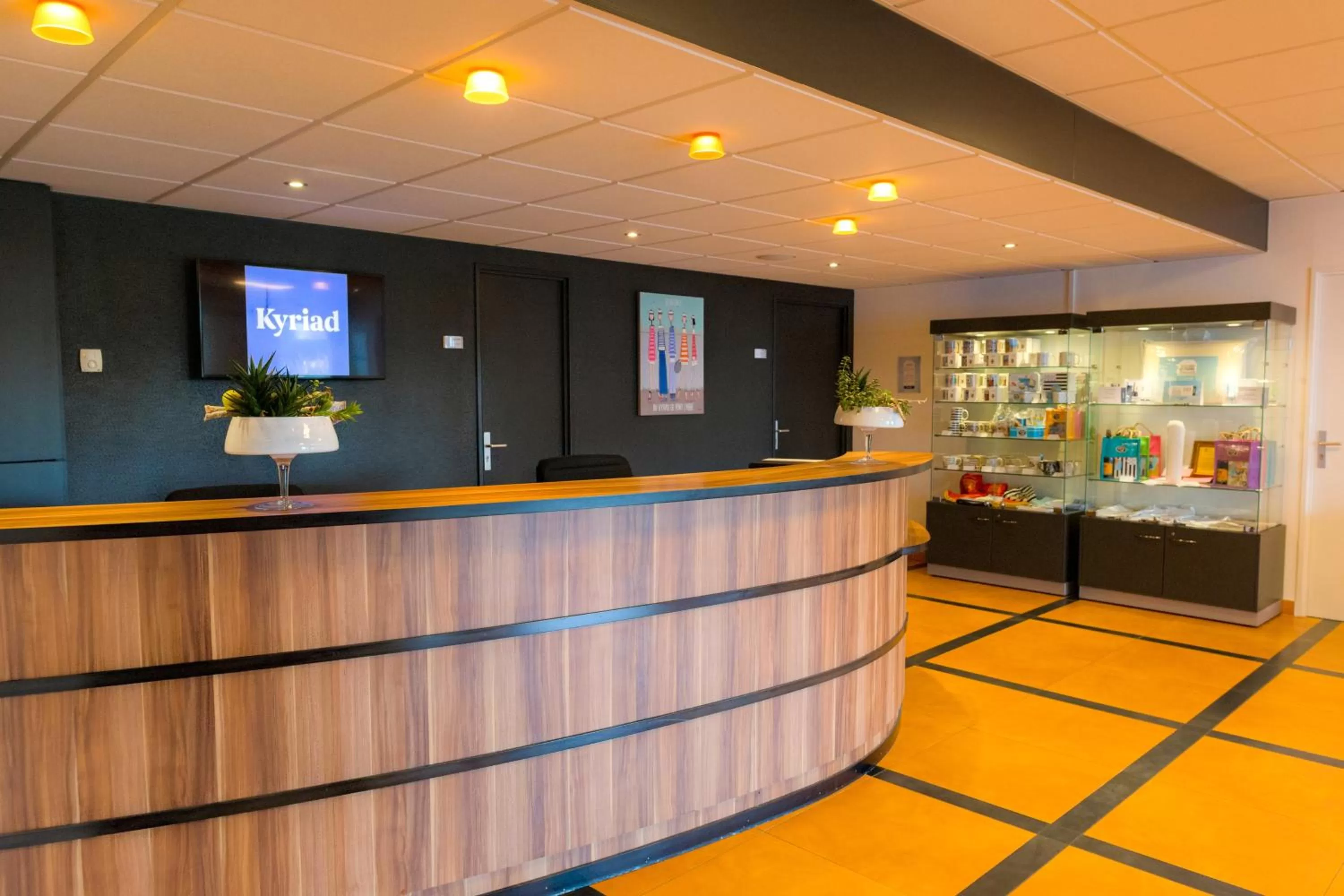 Lobby or reception in Kyriad Quimper - Pont-l'Abbé