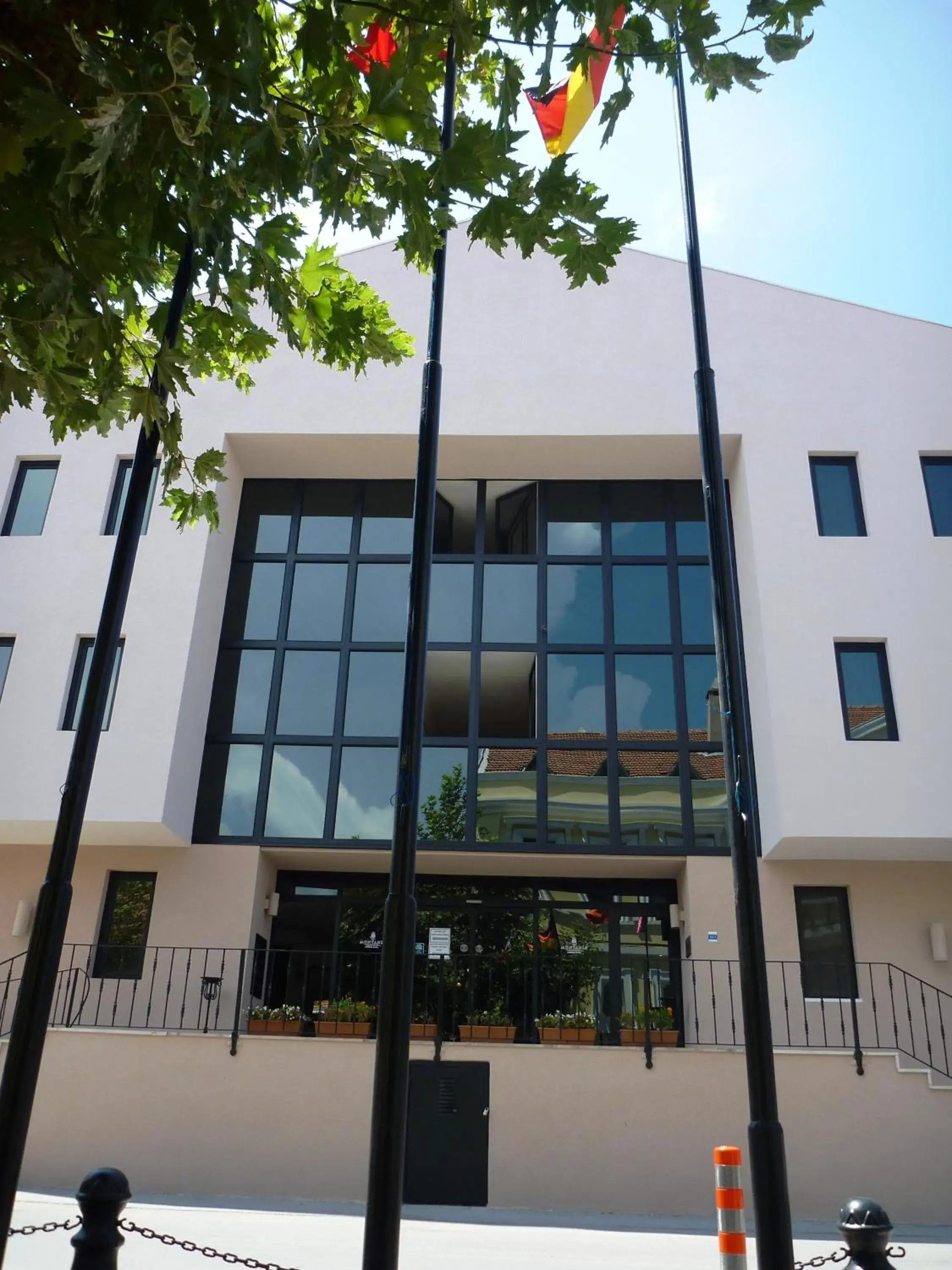 Facade/entrance, Property Building in Montania Town Hotel Mudanya