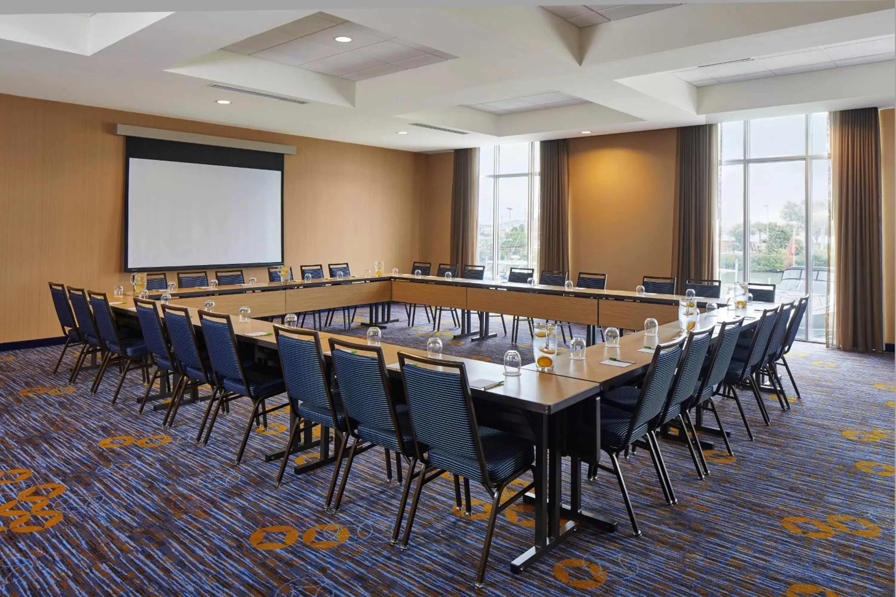 Meeting/conference room in Courtyard by Marriott St. Petersburg Clearwater/Madeira Beach