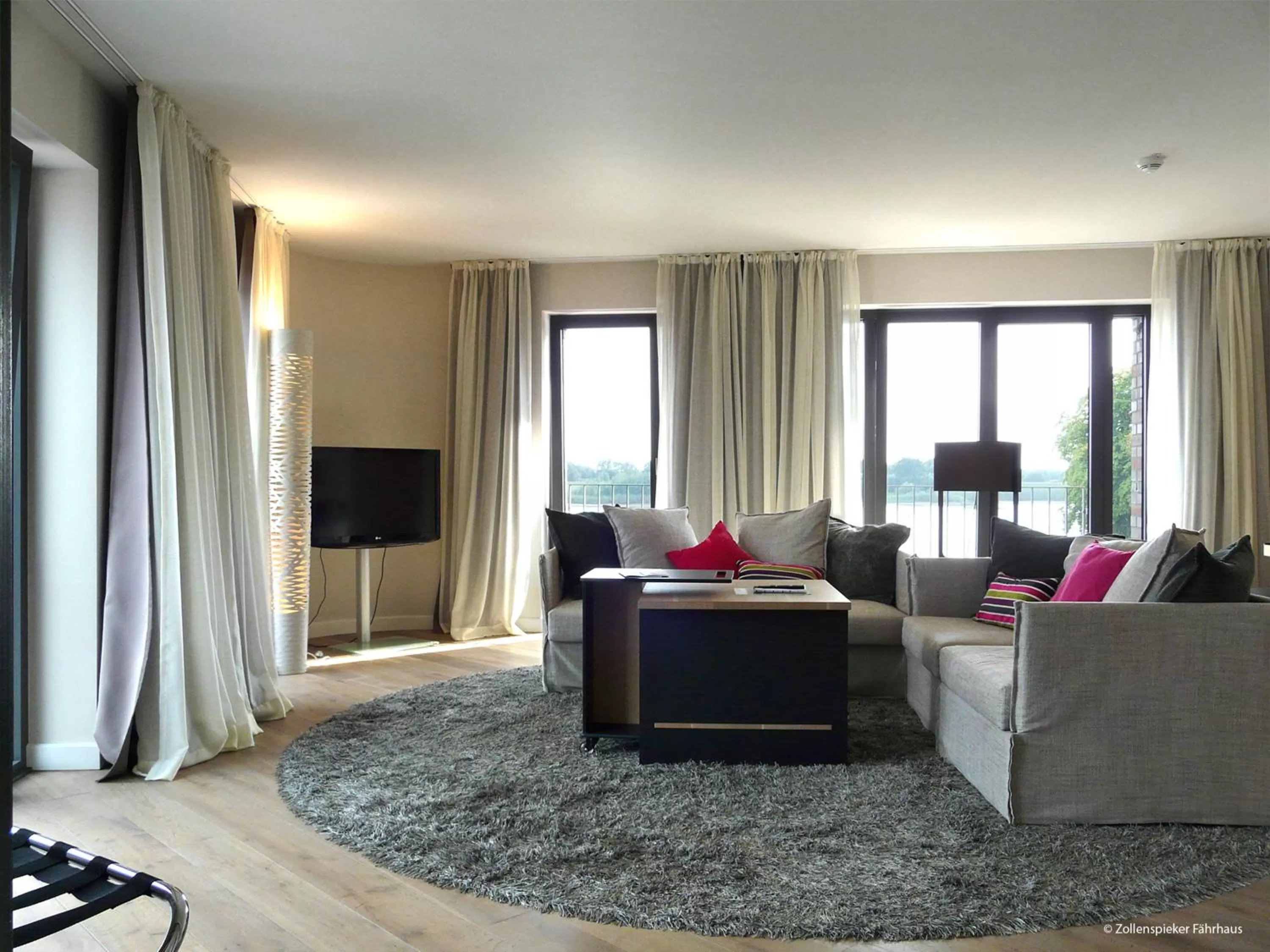 TV and multimedia in Zollenspieker Fährhaus