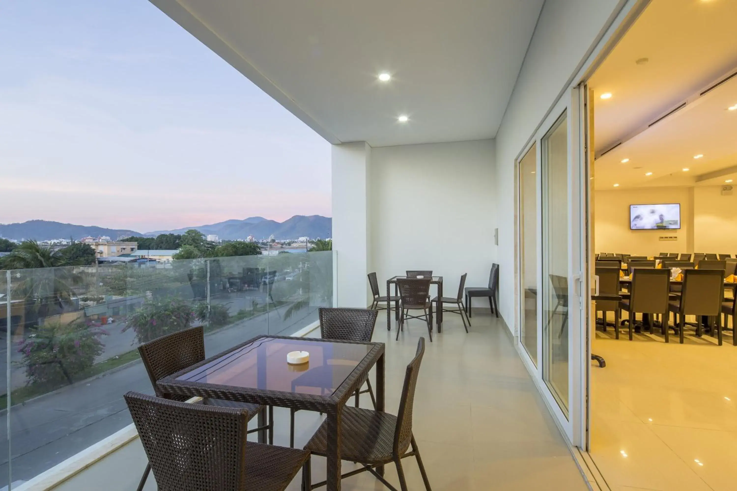 Restaurant/places to eat in Dendro Gold Hotel Restaurant/places to eat in Dendro Gold Hotel