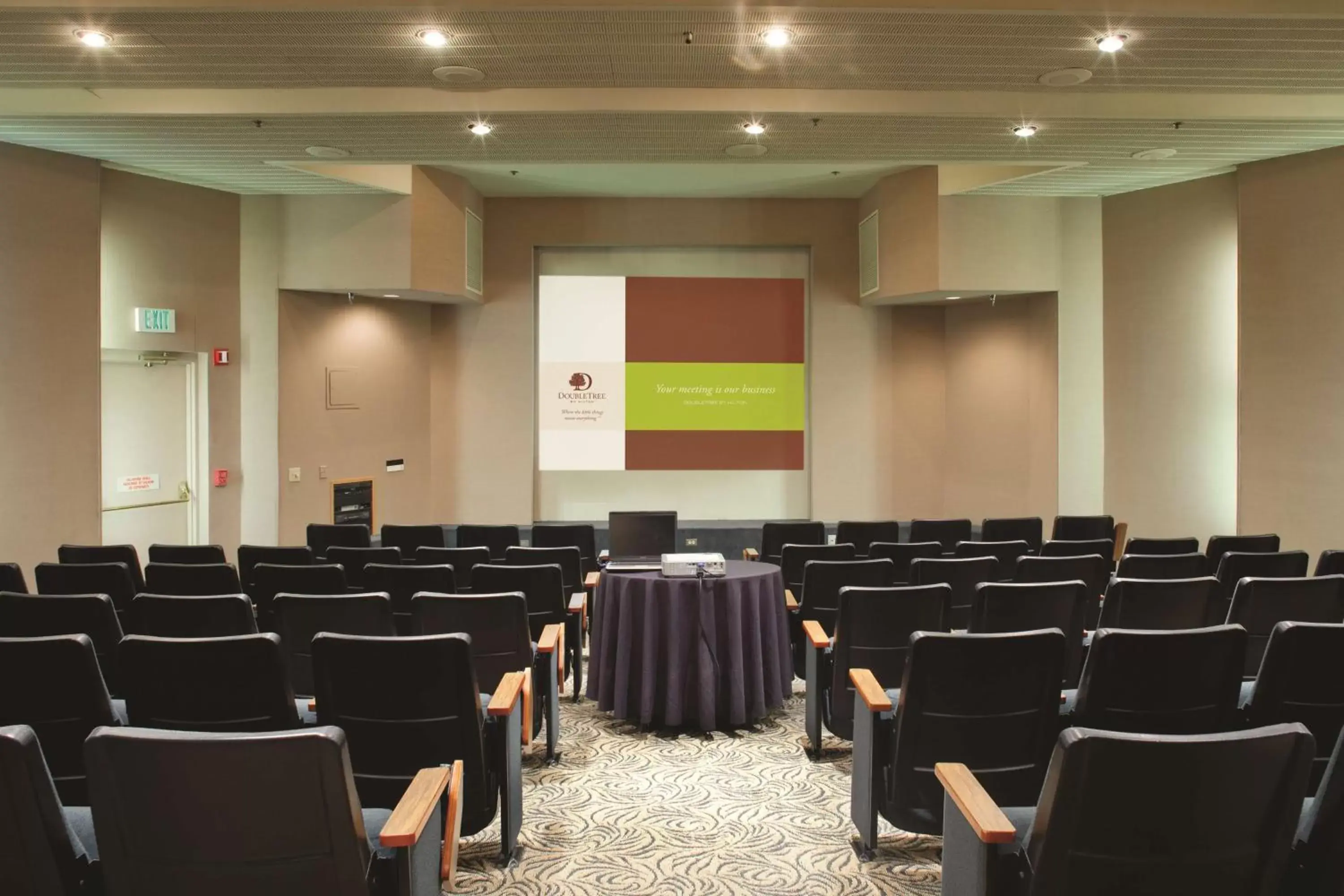 Meeting/conference room in DoubleTree by Hilton Hotel Denver - Aurora