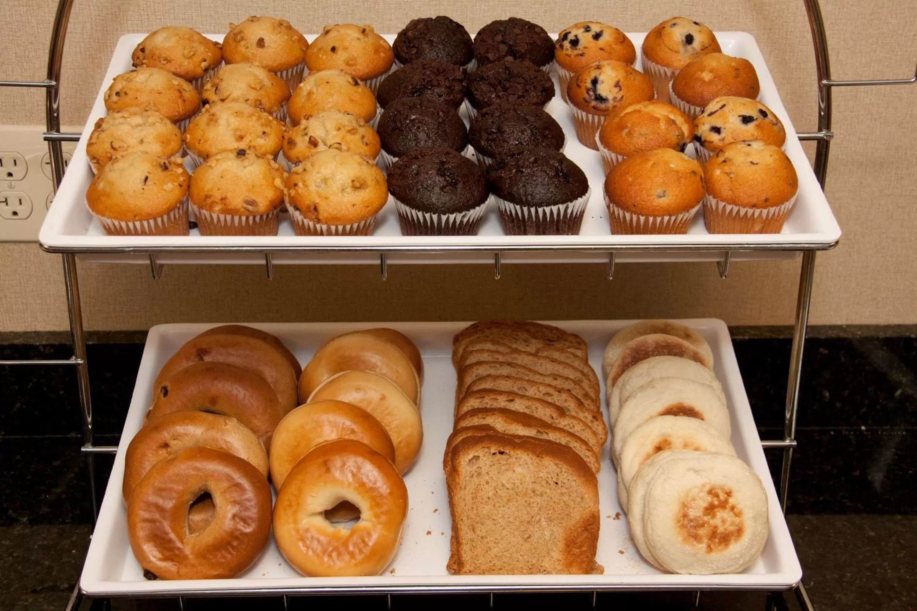 Restaurant/places to eat in Hampton Inn Fremont