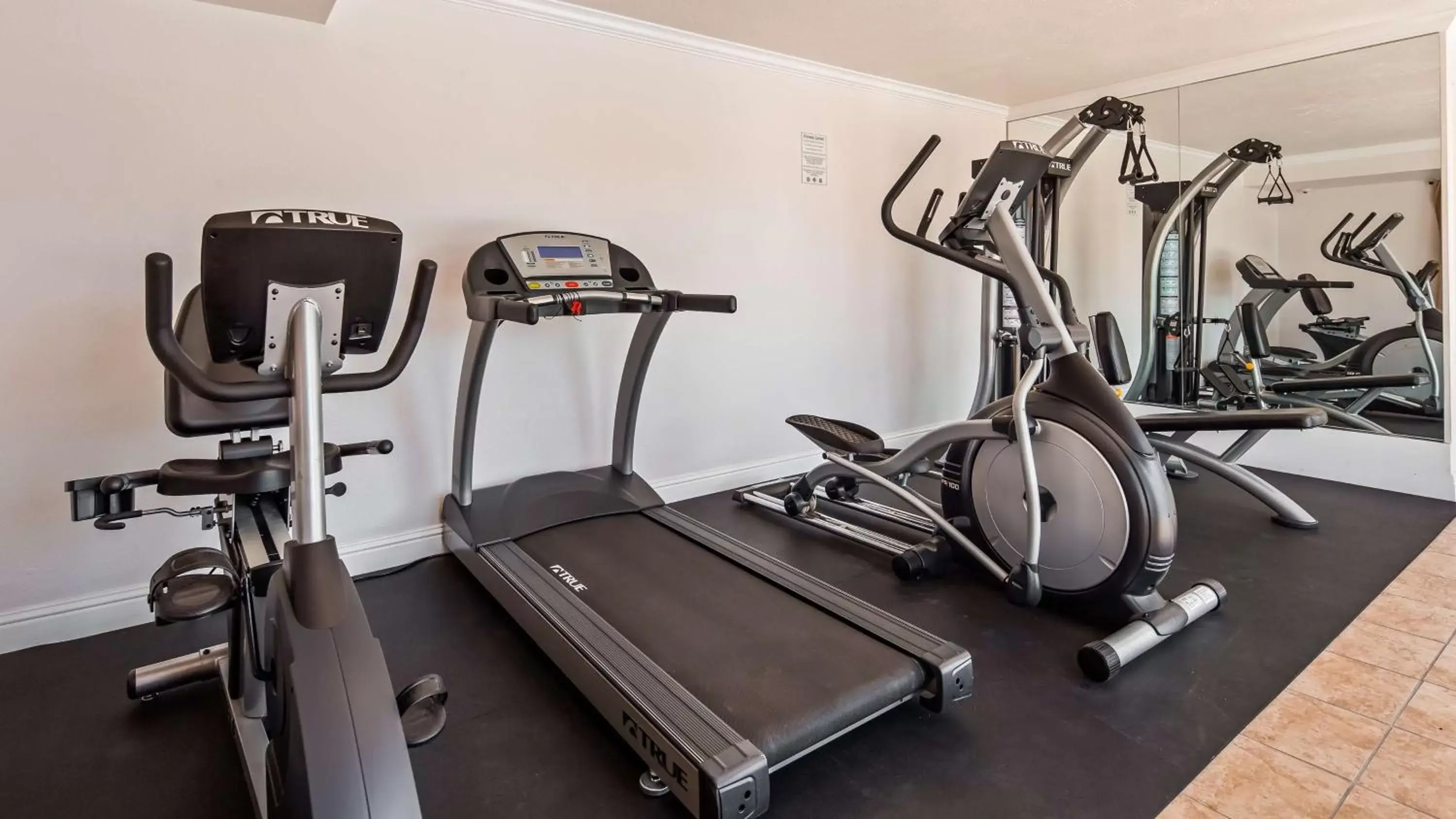 Fitness centre/facilities, Fitness Center/Facilities in Best Western Salinas Monterey