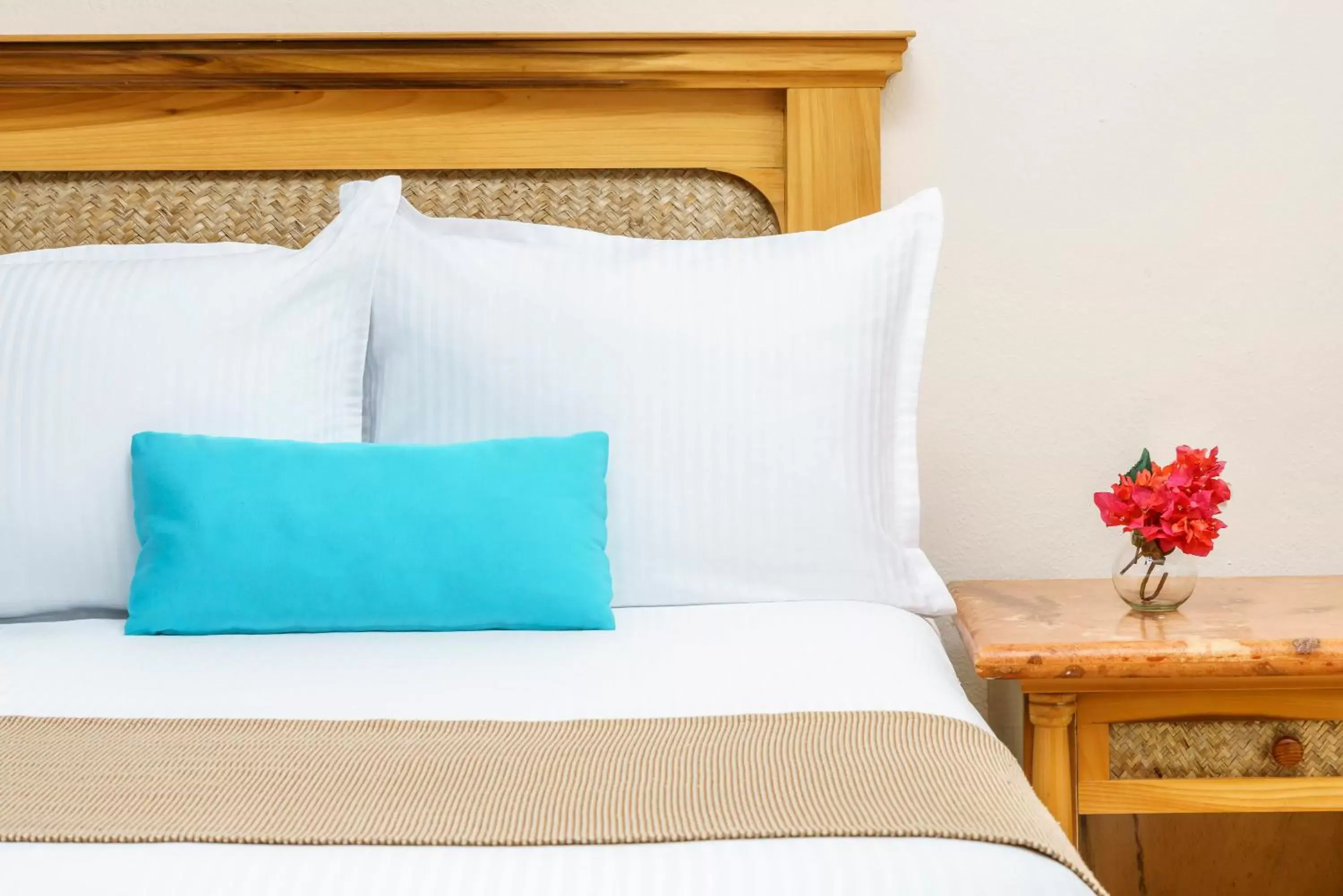 Bedroom, Bed in The Reef Playacar Resort & Spa-Optional All Inclusive