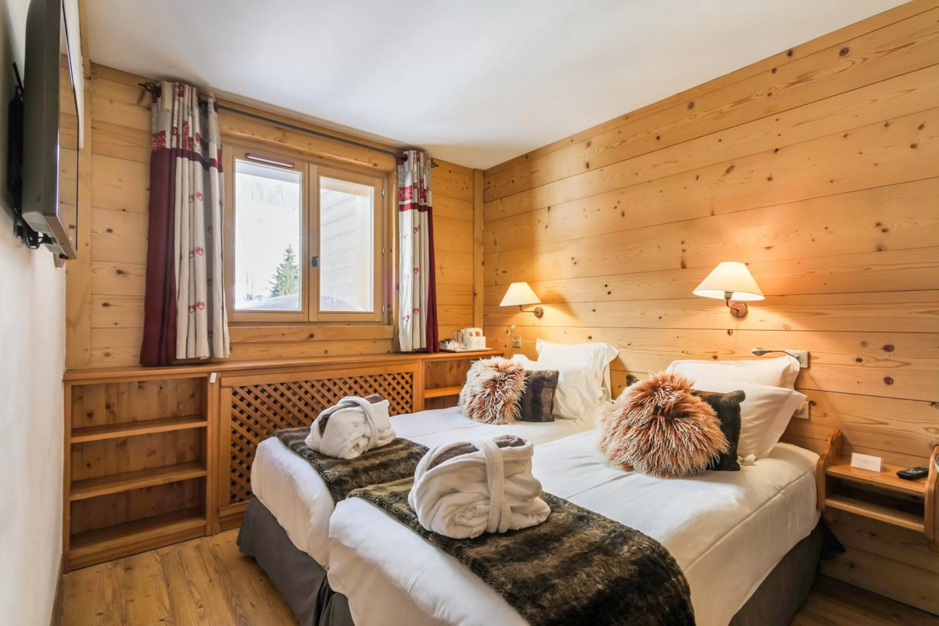 Superior Double or Twin Room in Hôtel Le Samovar