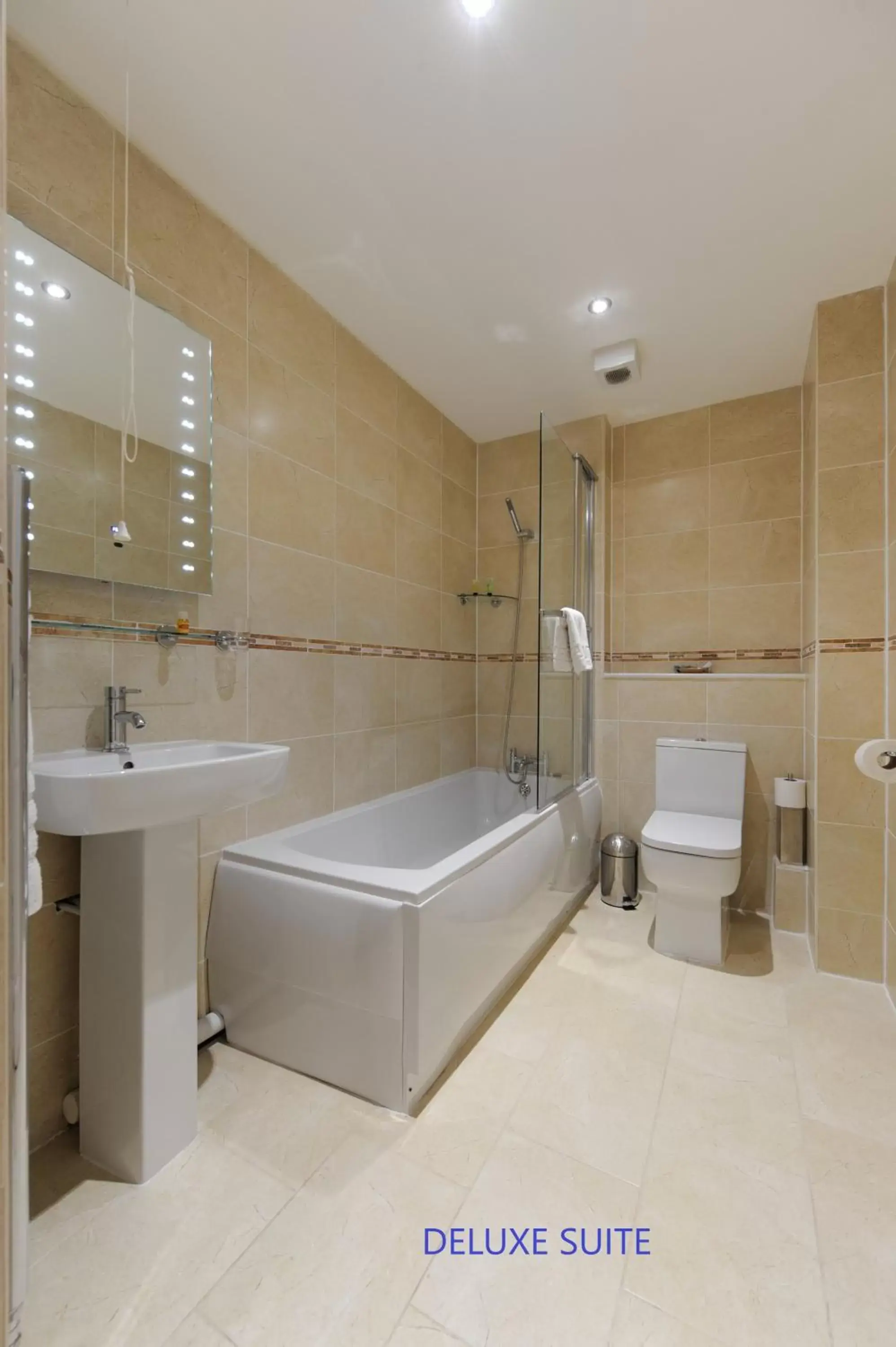 Bathroom in Edinburgh City Suites