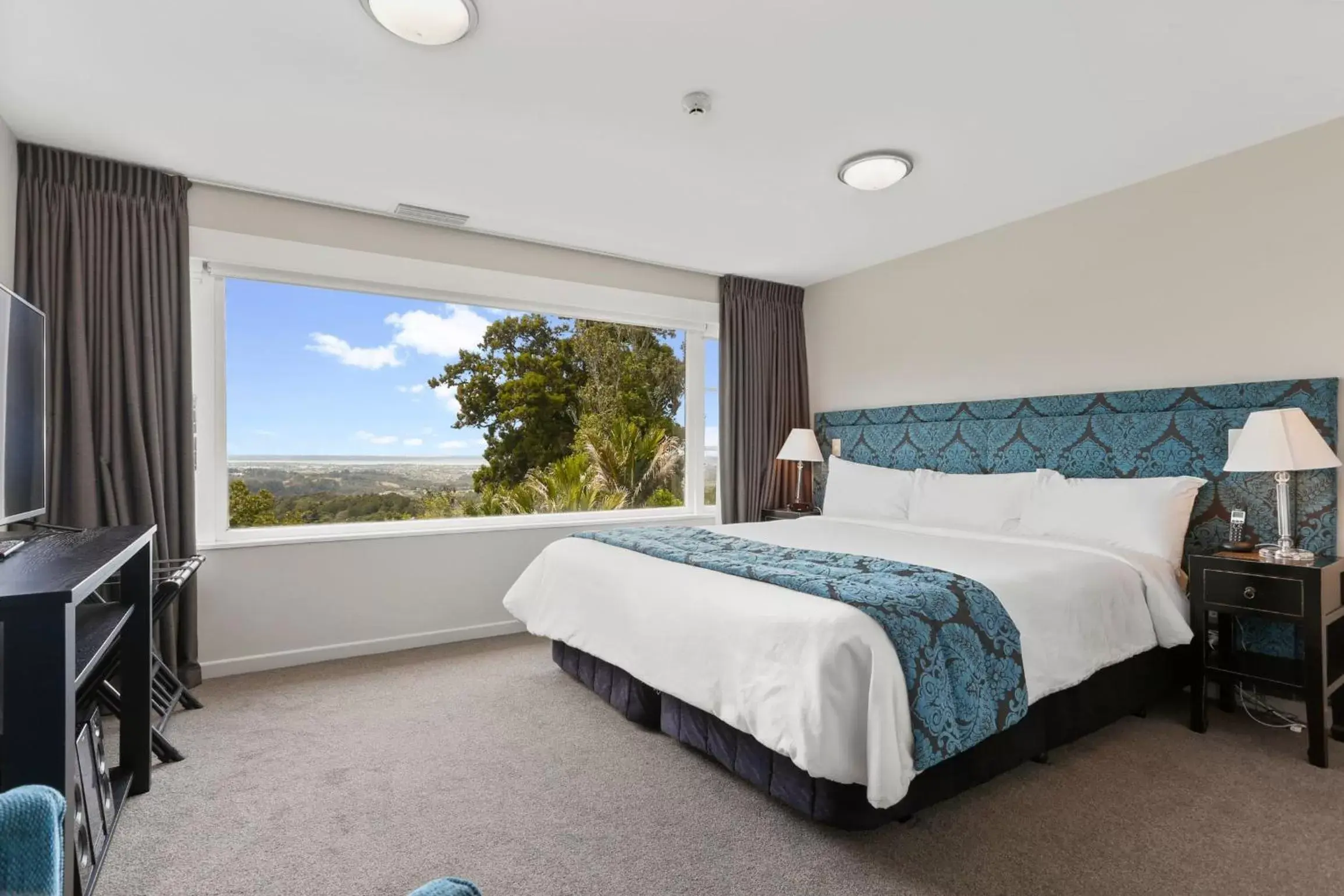 Bedroom, Bed in Waitakere Resort & Spa