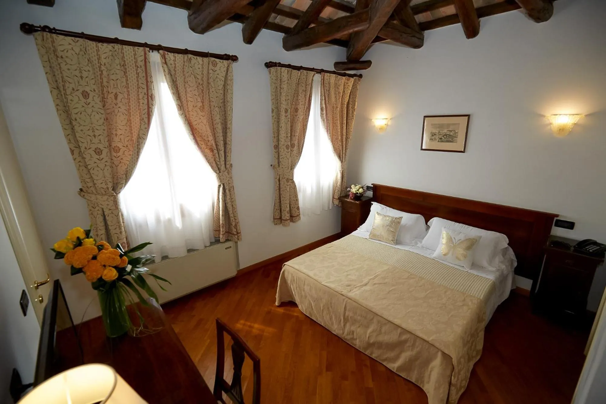 Bed in Hotel Riviera dei Dogi