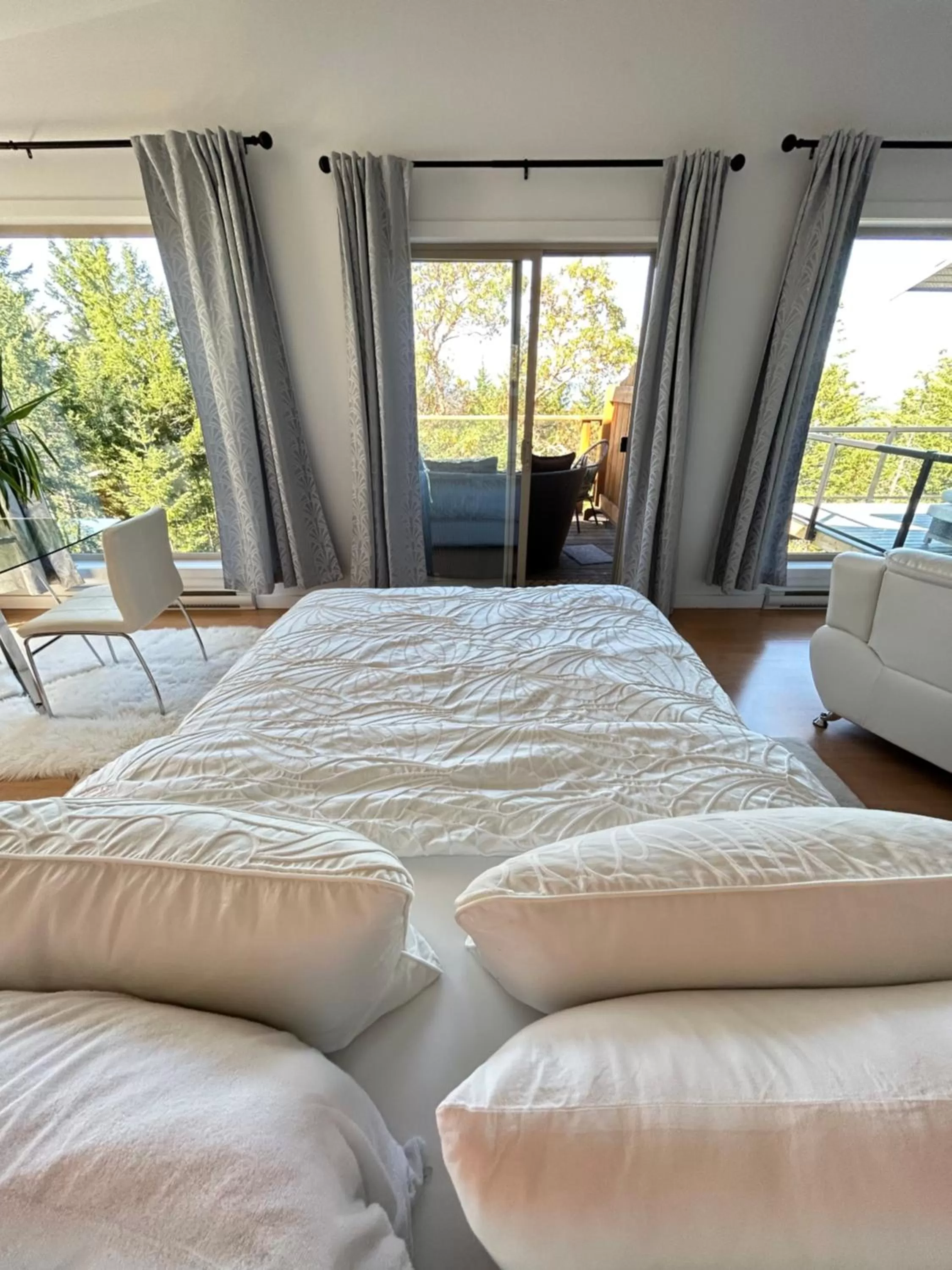 Bed in Armand Heights