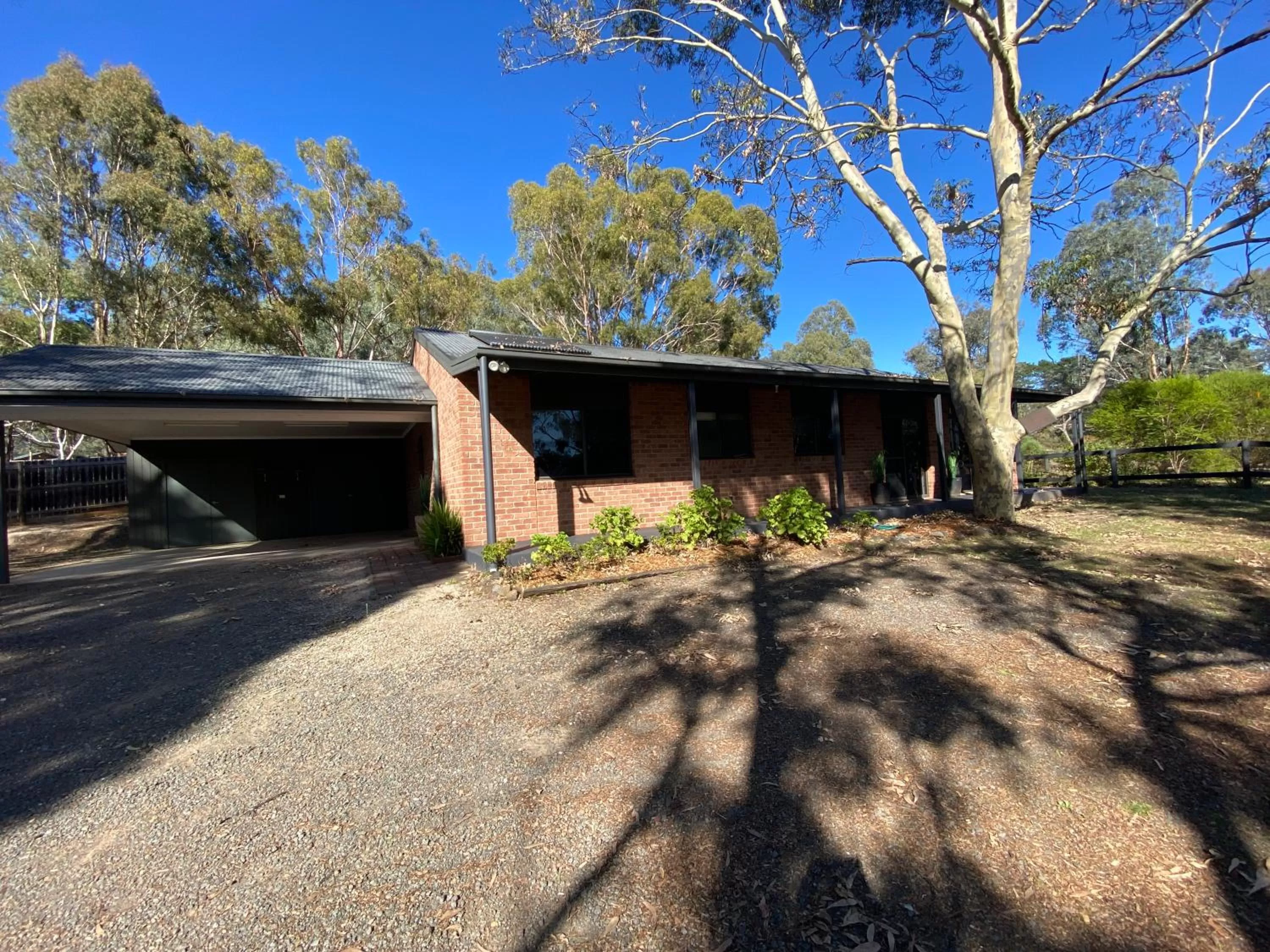 Property building in Mansfield Country Resort