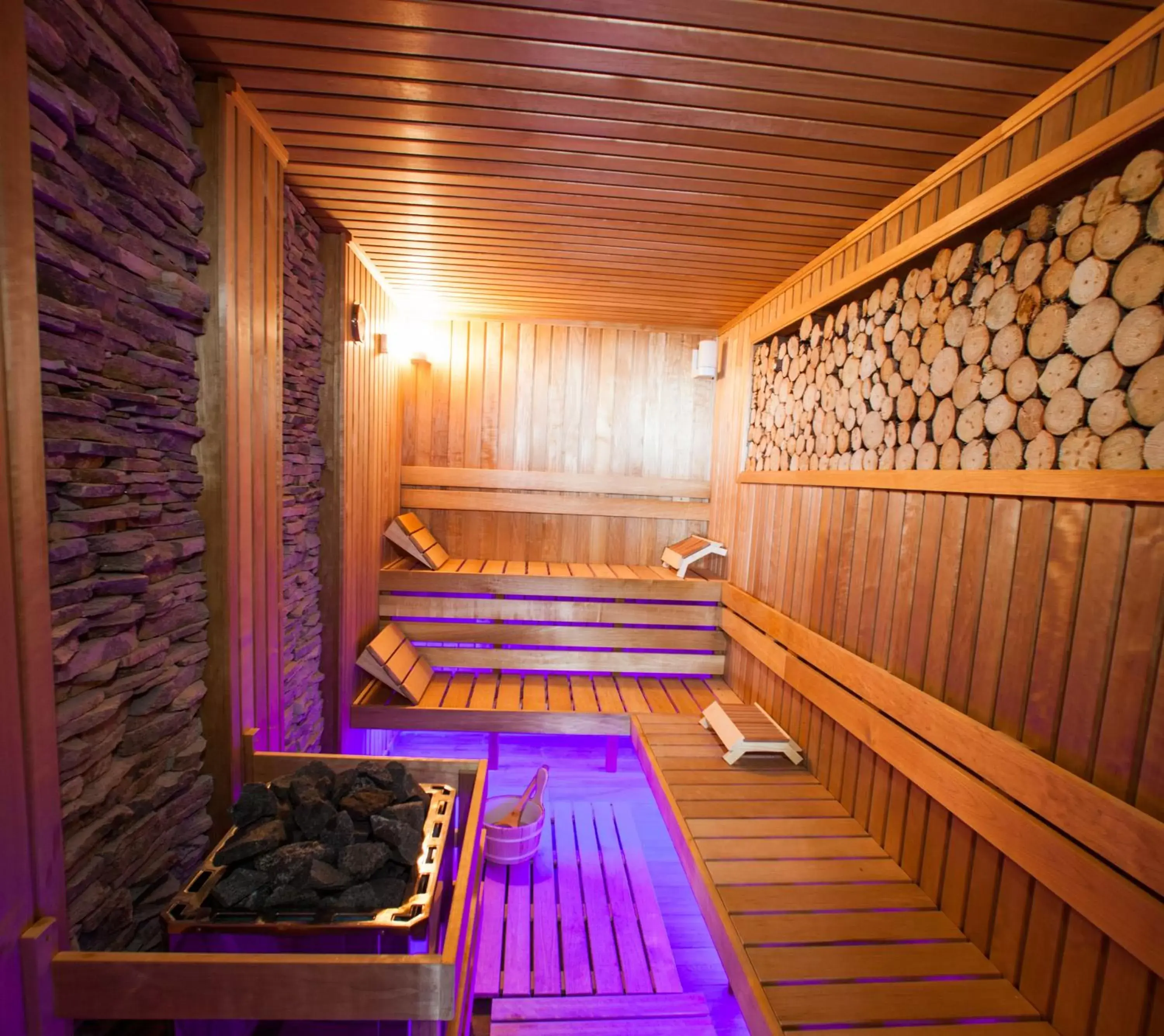 Sauna in Amira Boutique Hotel