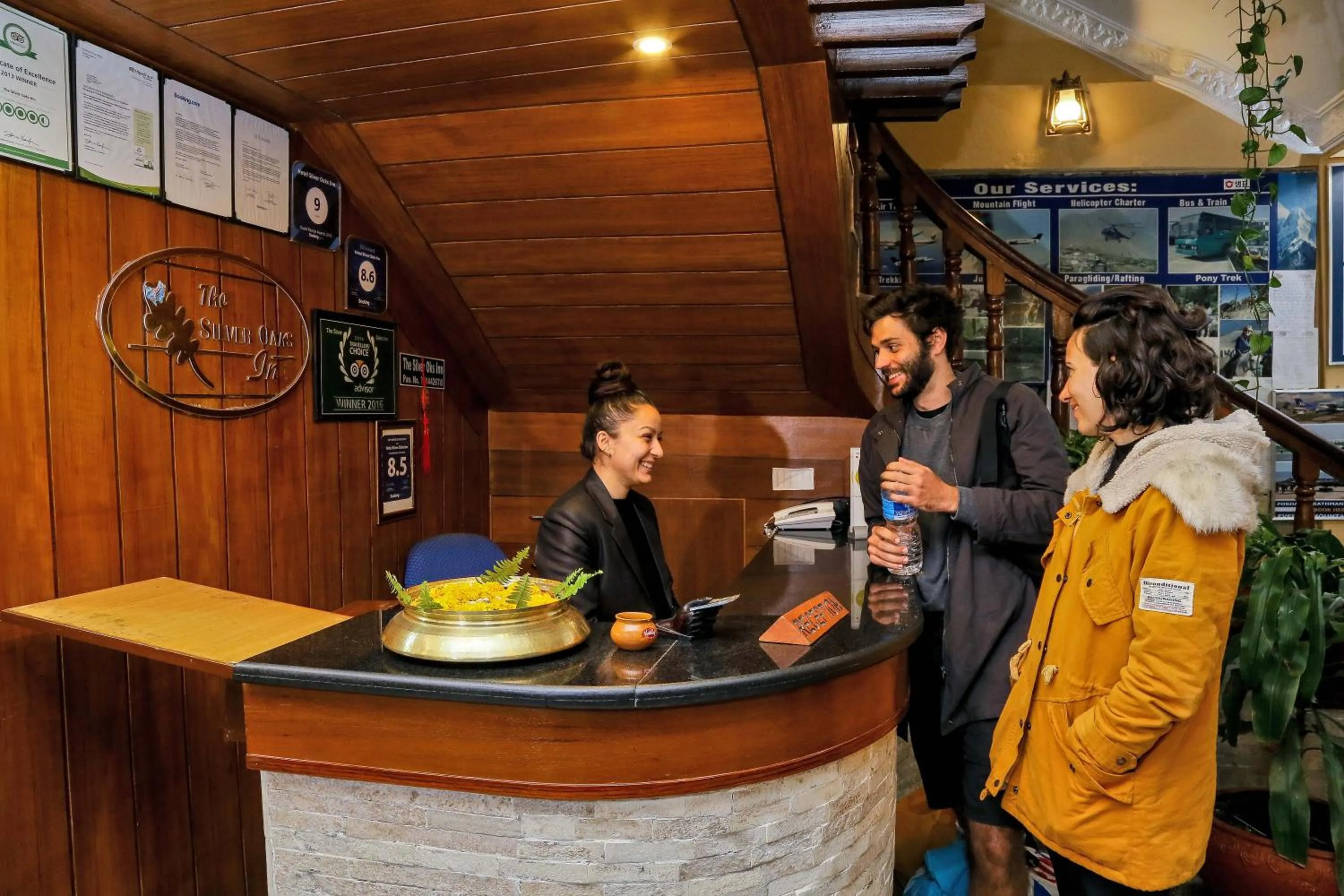 Lobby or reception in Hotel Silver Oaks Inn