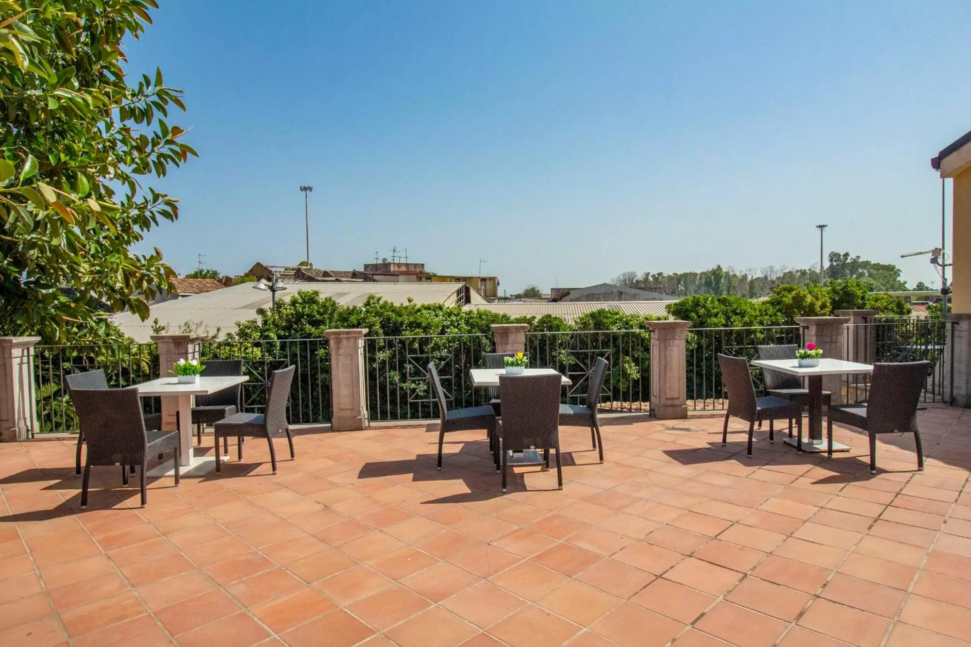 Royal Playa Suite and Apartament -private parking- self chek out