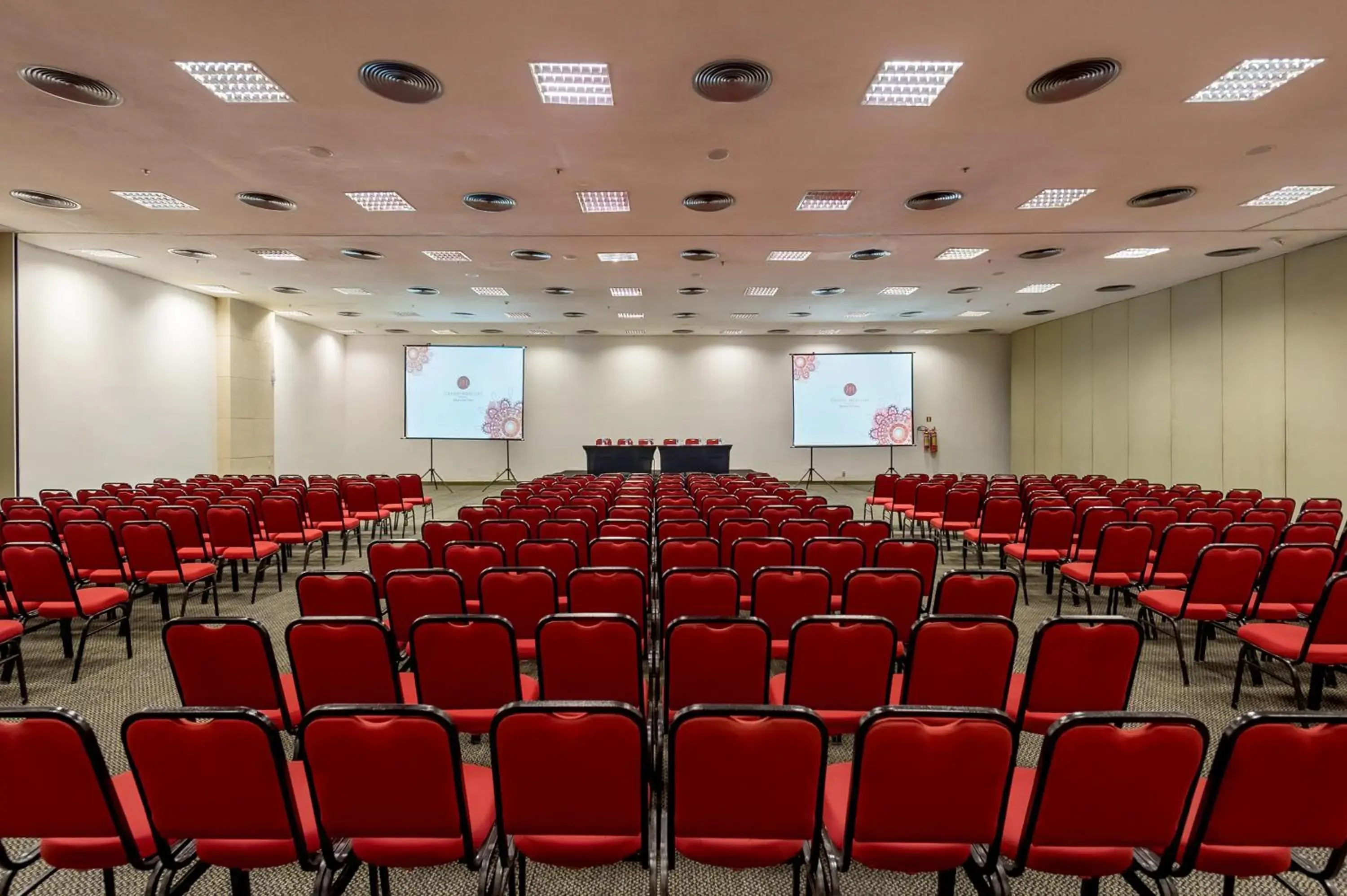 Meeting/conference room in Grand Mercure Belem do Para