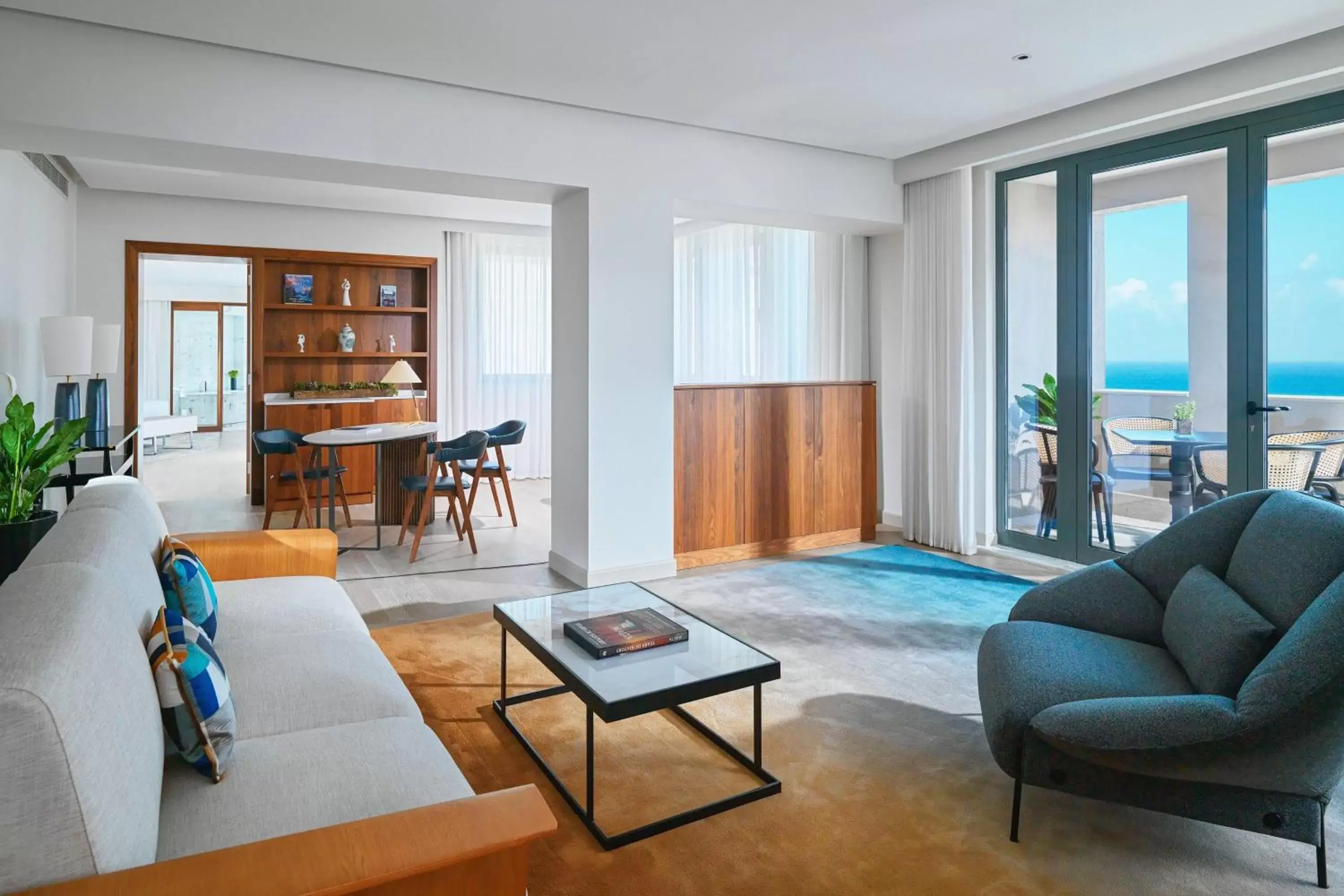Living room, Seating Area in Malta Marriott Hotel & Spa