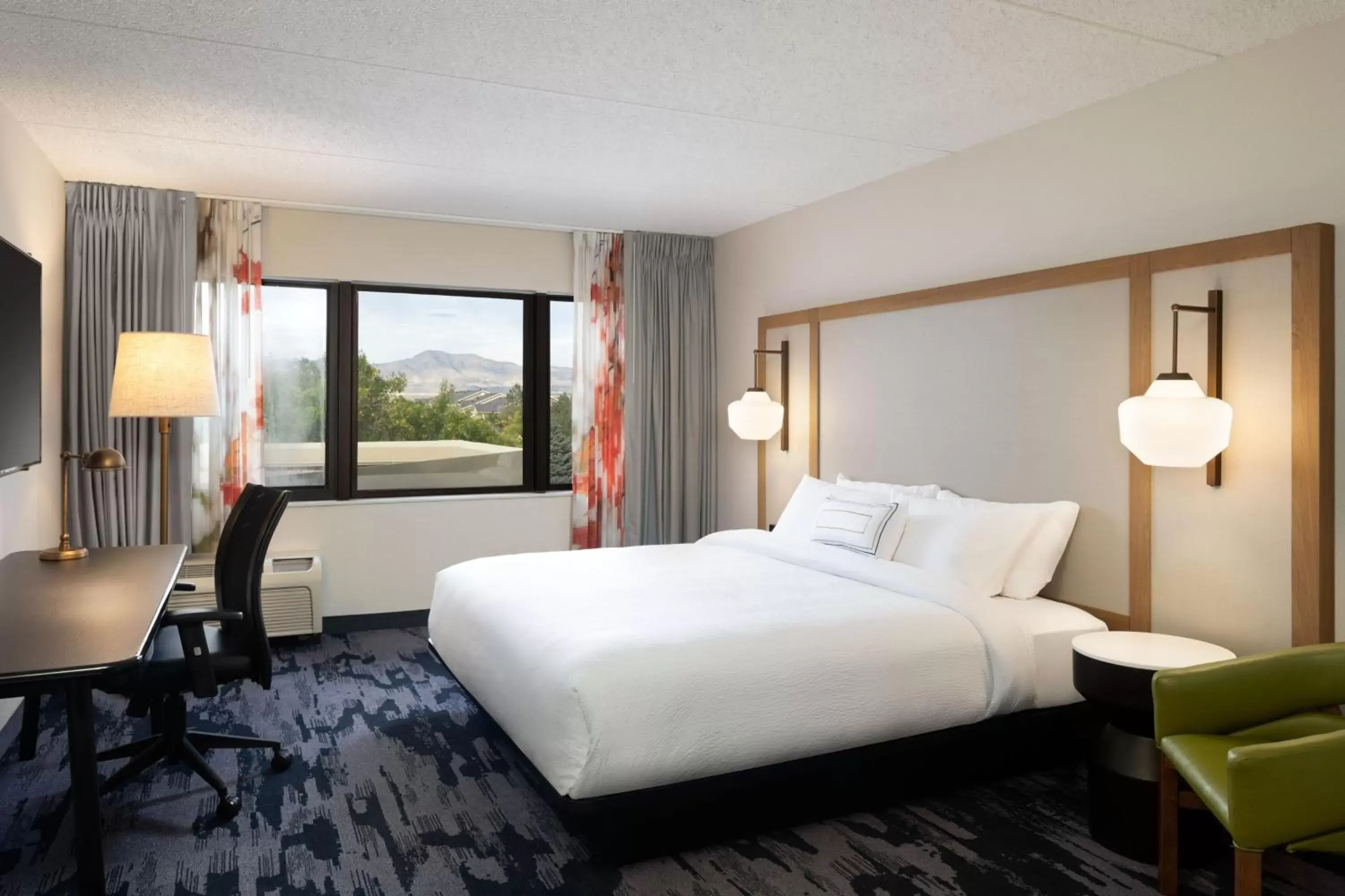 Photo of the whole room, Bed in Fairfield Inn & Suites by Marriott Denver Southwest/Lakewood