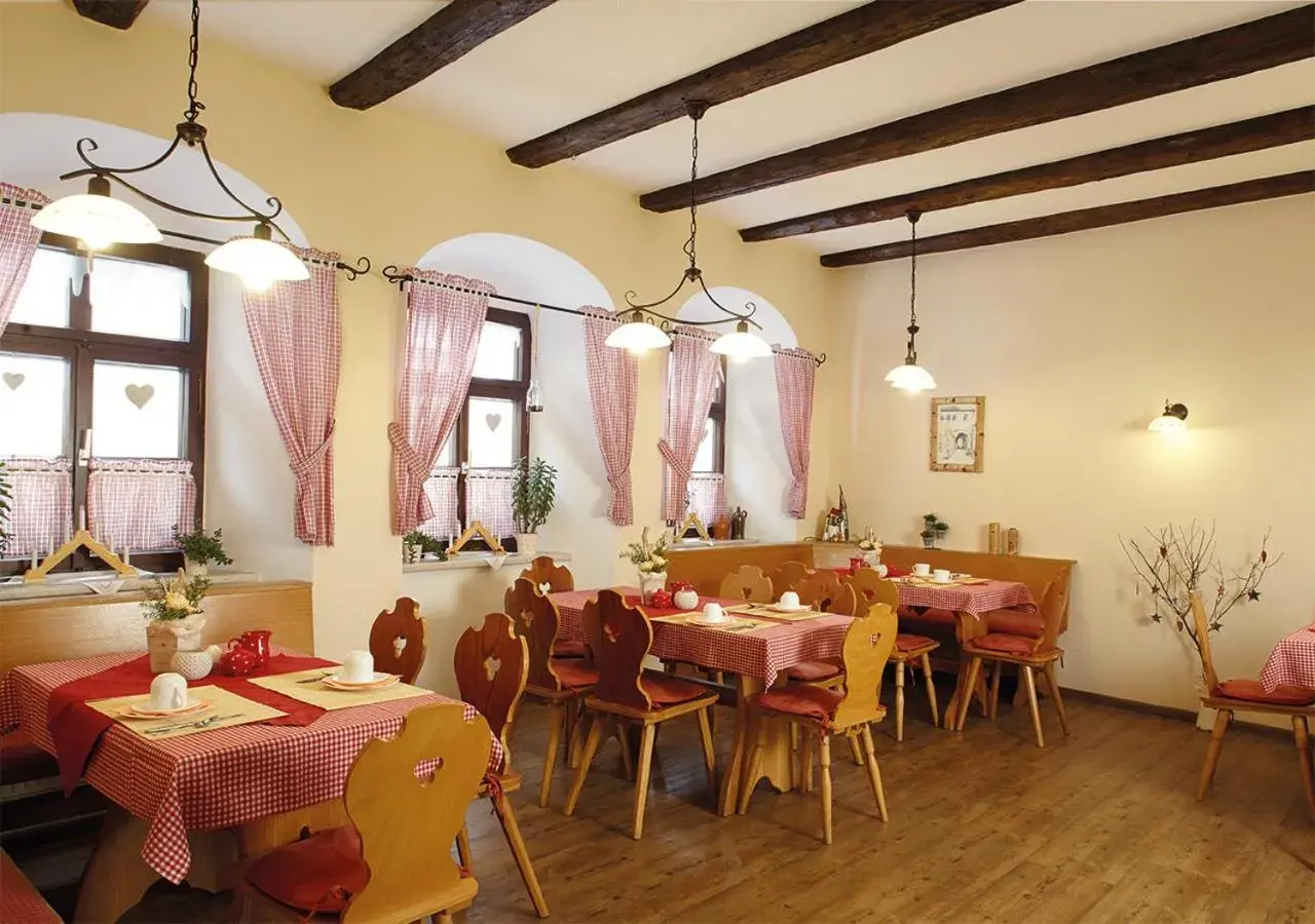 Dining area, Restaurant/Places to Eat in Pension zur Kurfürstin