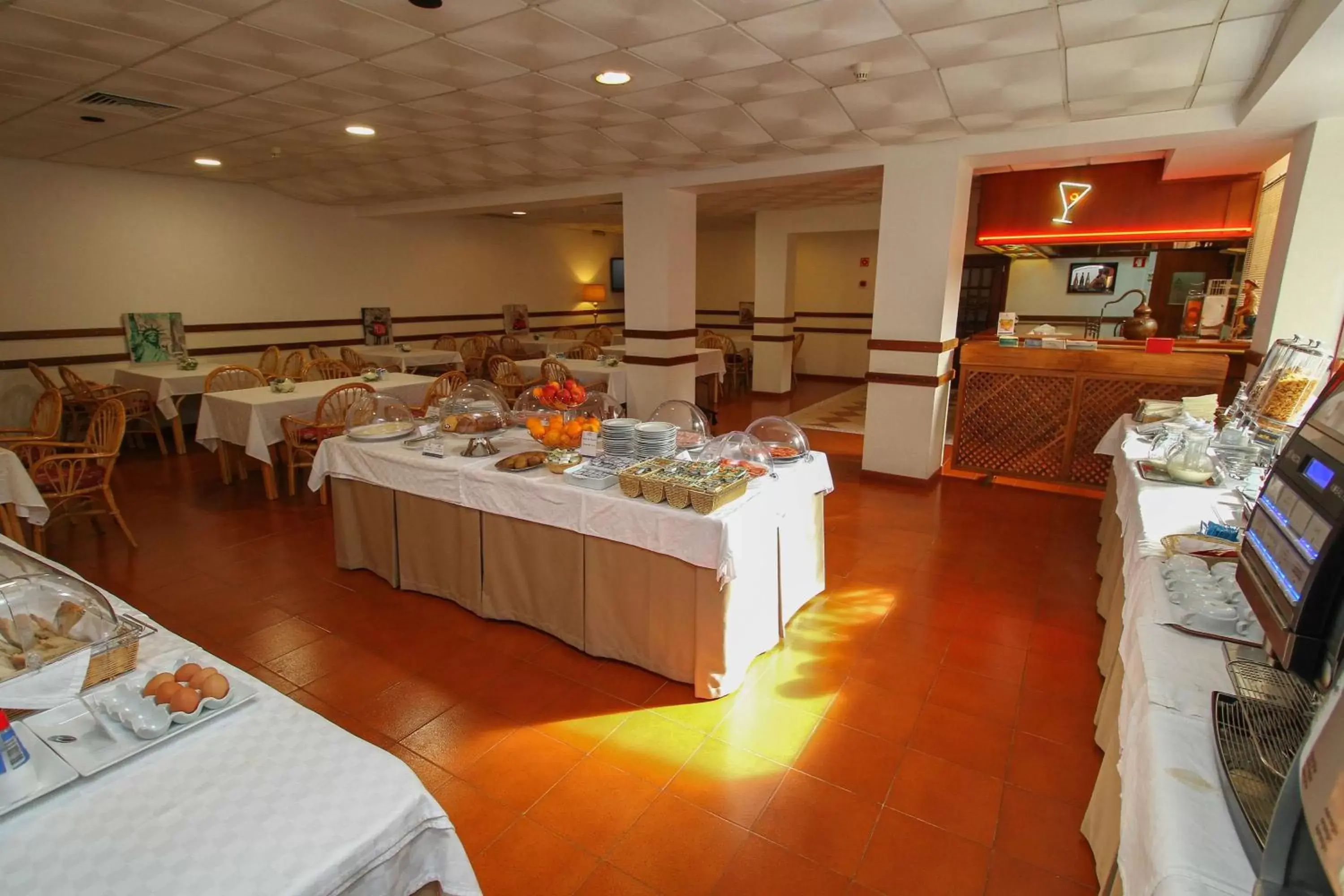 Restaurant/places to eat, Banquet Facilities in Best Western Hotel Dom Bernardo