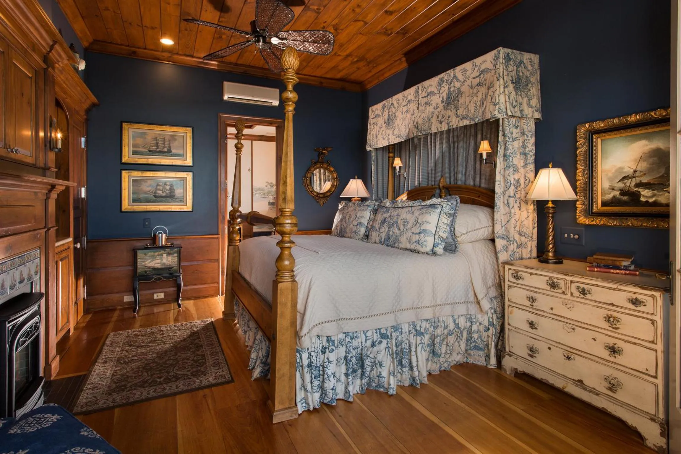 Bedroom, Bed in The Chanler at Cliff Walk