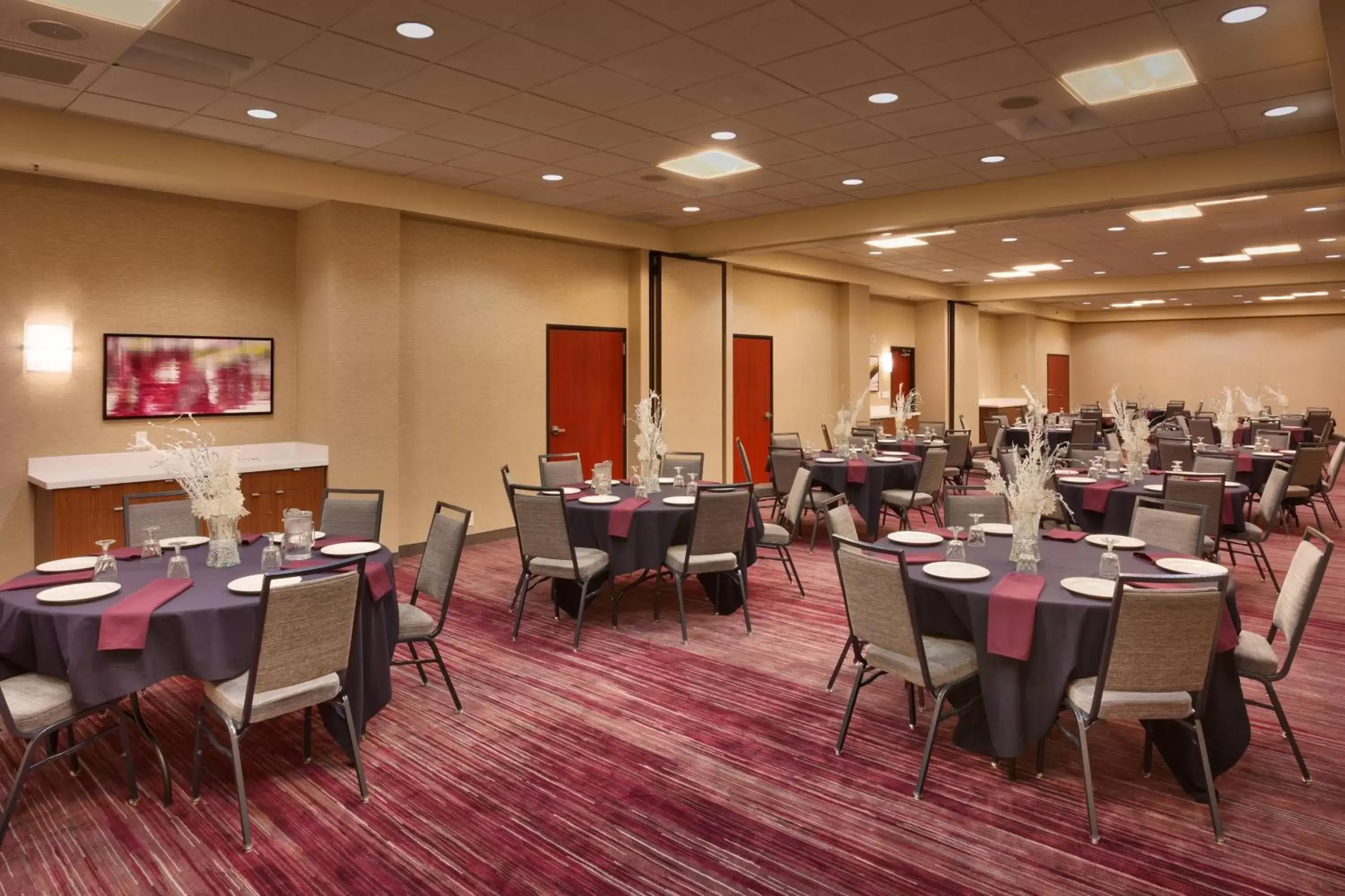 Meeting/conference room, Restaurant/Places to Eat in Courtyard by Marriott Salt Lake City Sandy