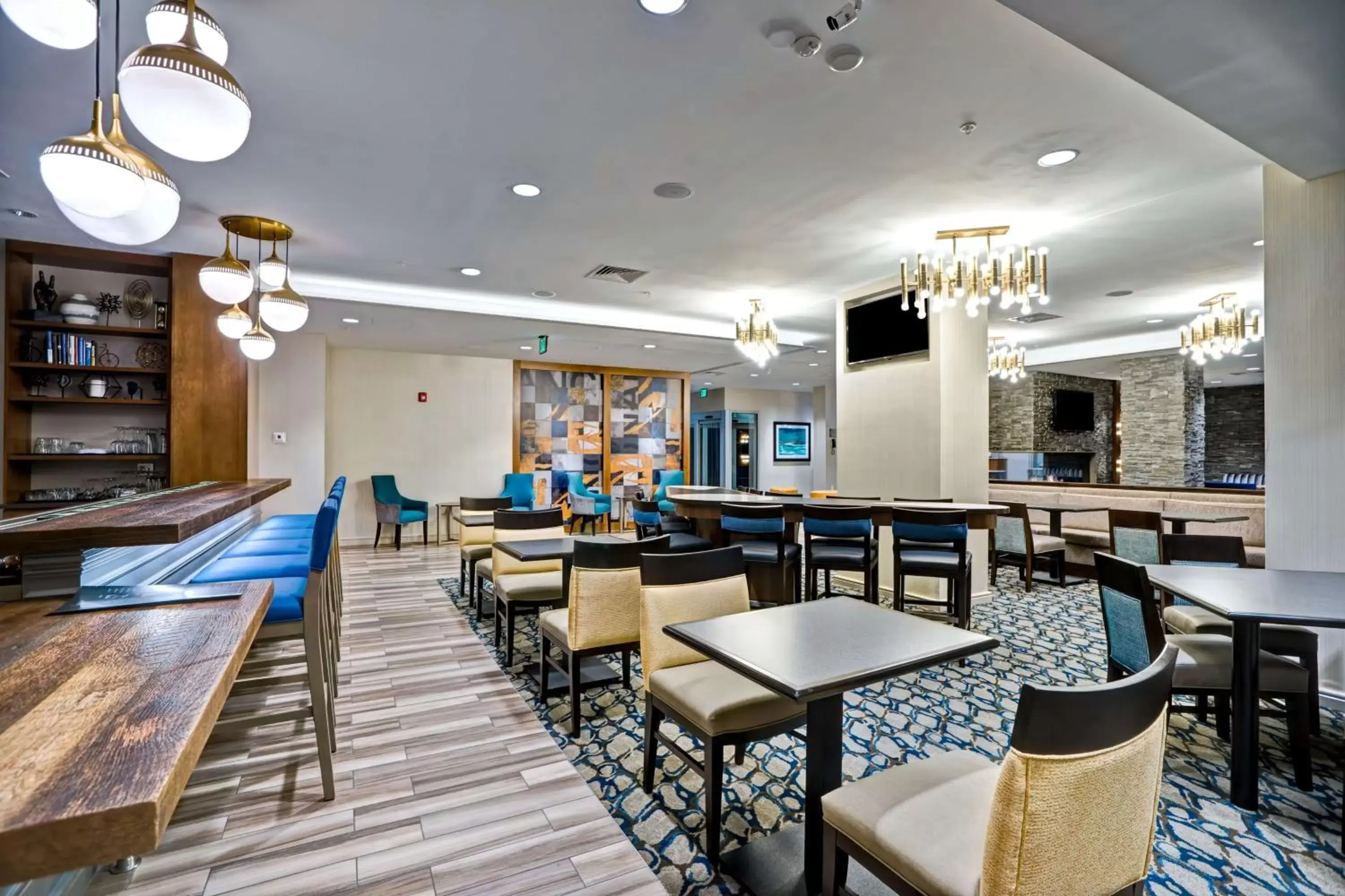 Lobby or reception, Restaurant/Places to Eat in Homewood Suites by Hilton Boston Brookline-Longwood Medical