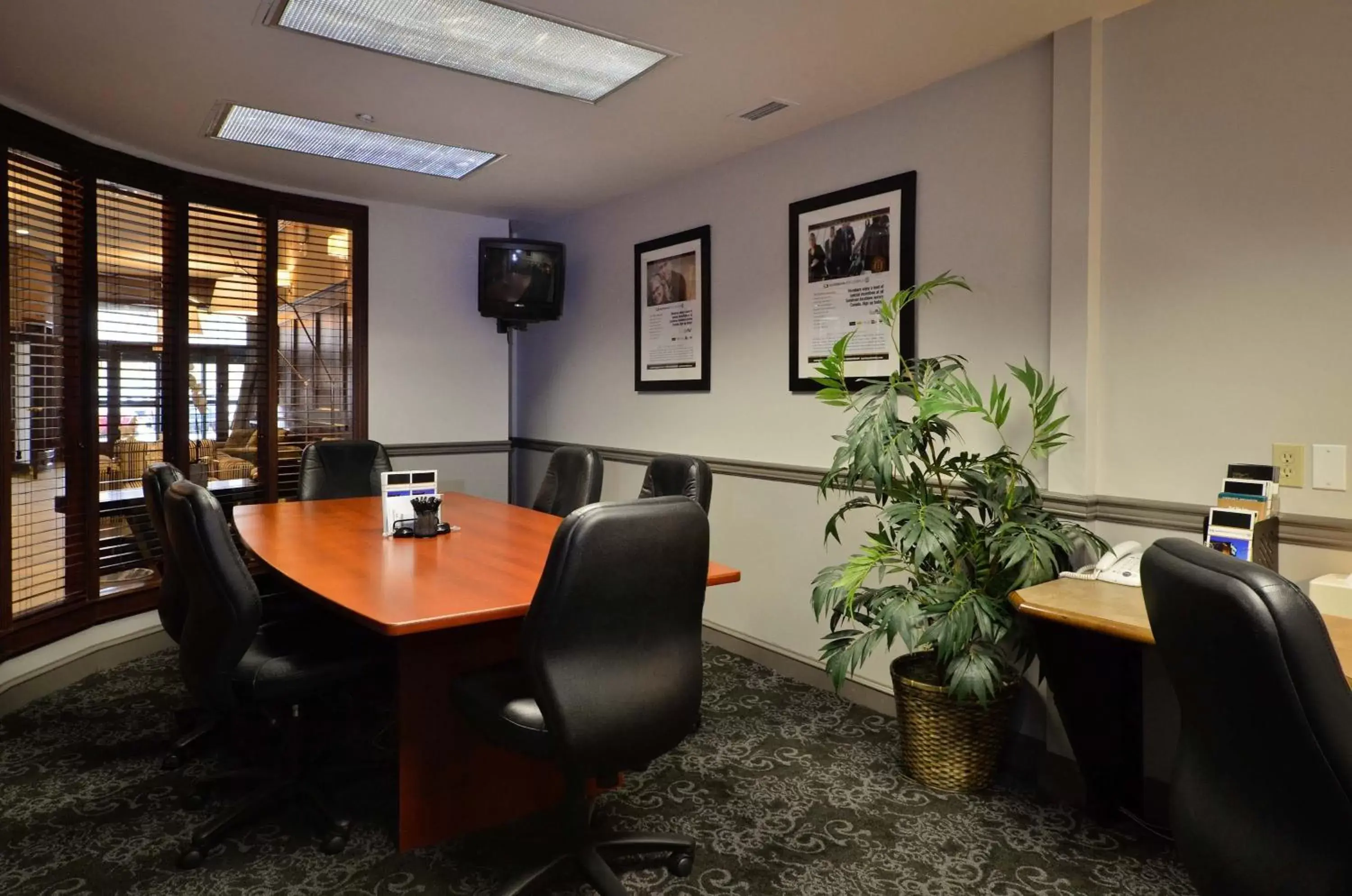 Business facilities in Sandman Hotel Grande Prairie