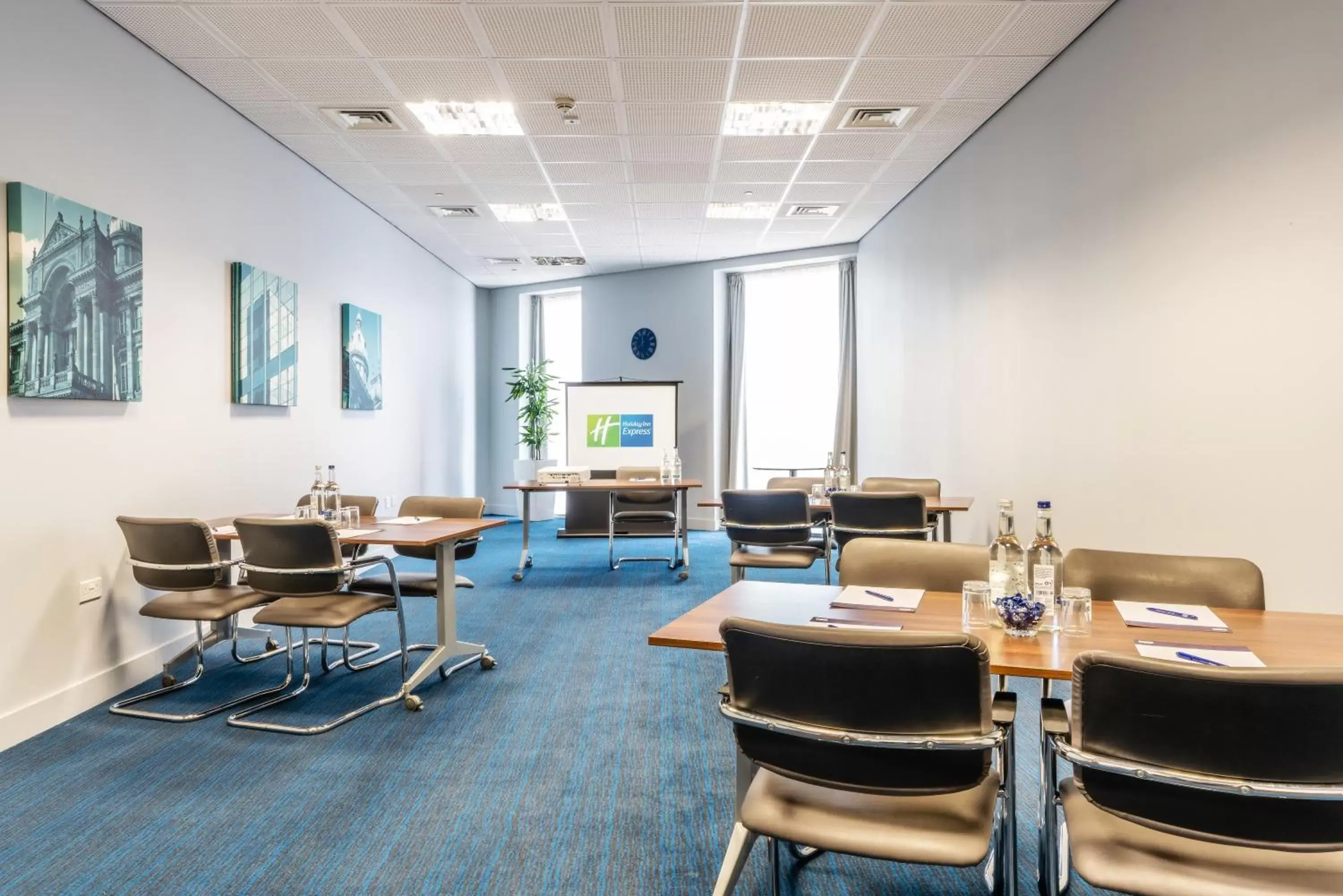 Meeting/conference room in Holiday Inn Express Birmingham - Snow Hill, an IHG Hotel