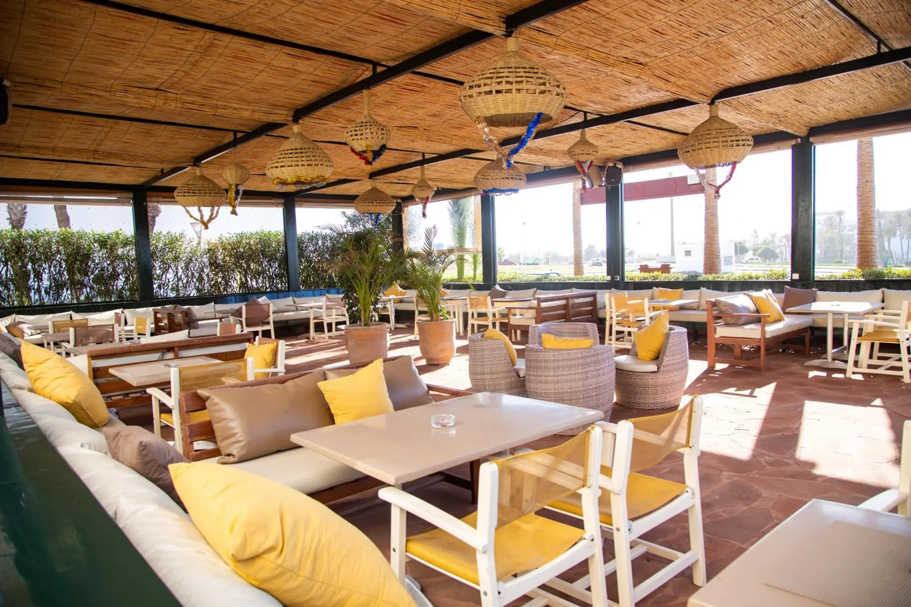 Restaurant/places to eat in Borjs Hotel Suites & Spa Restaurant/places to eat in Borjs Hotel Suites & Spa