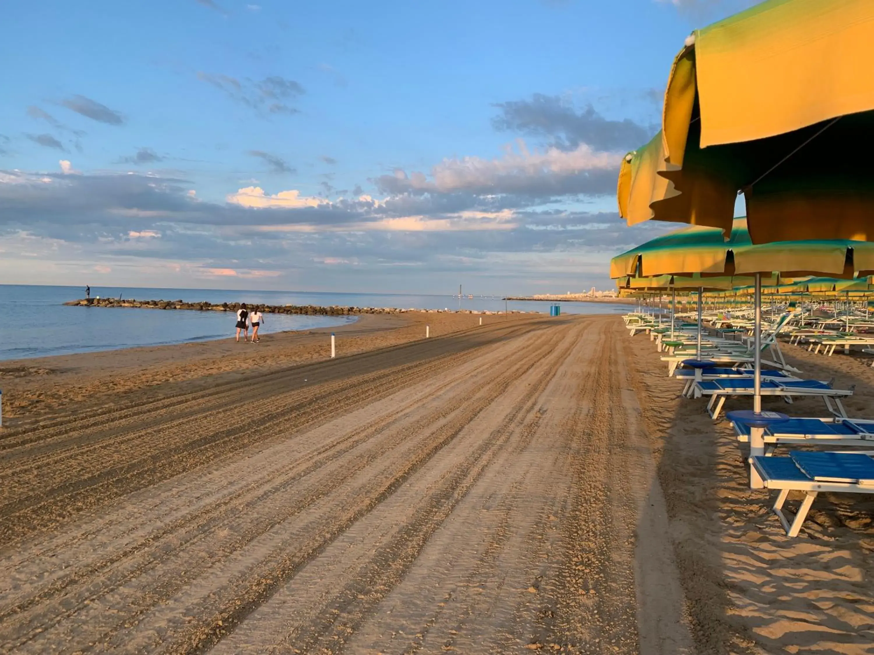 Beach in Hotel Beau Rivage Pineta