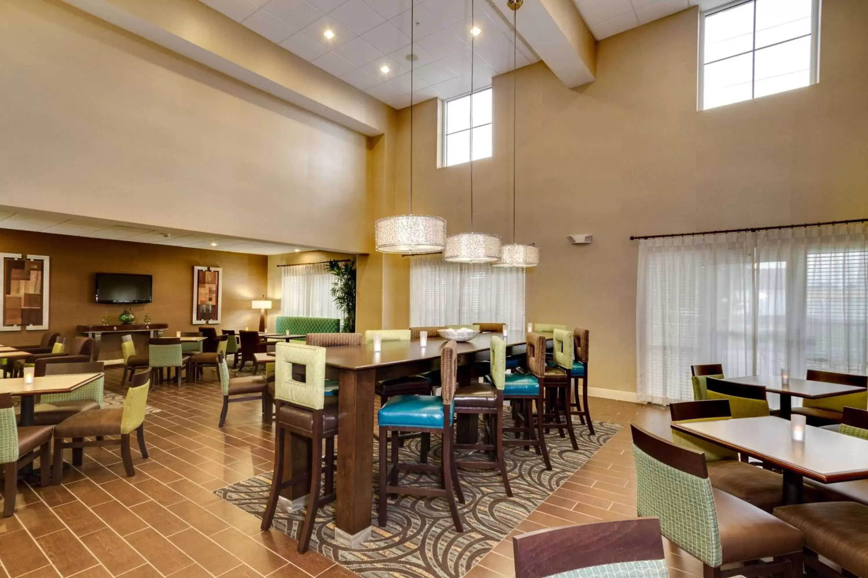 Lobby or reception, Restaurant/Places to Eat in Hampton Inn & Suites Cape Coral / Fort Myers