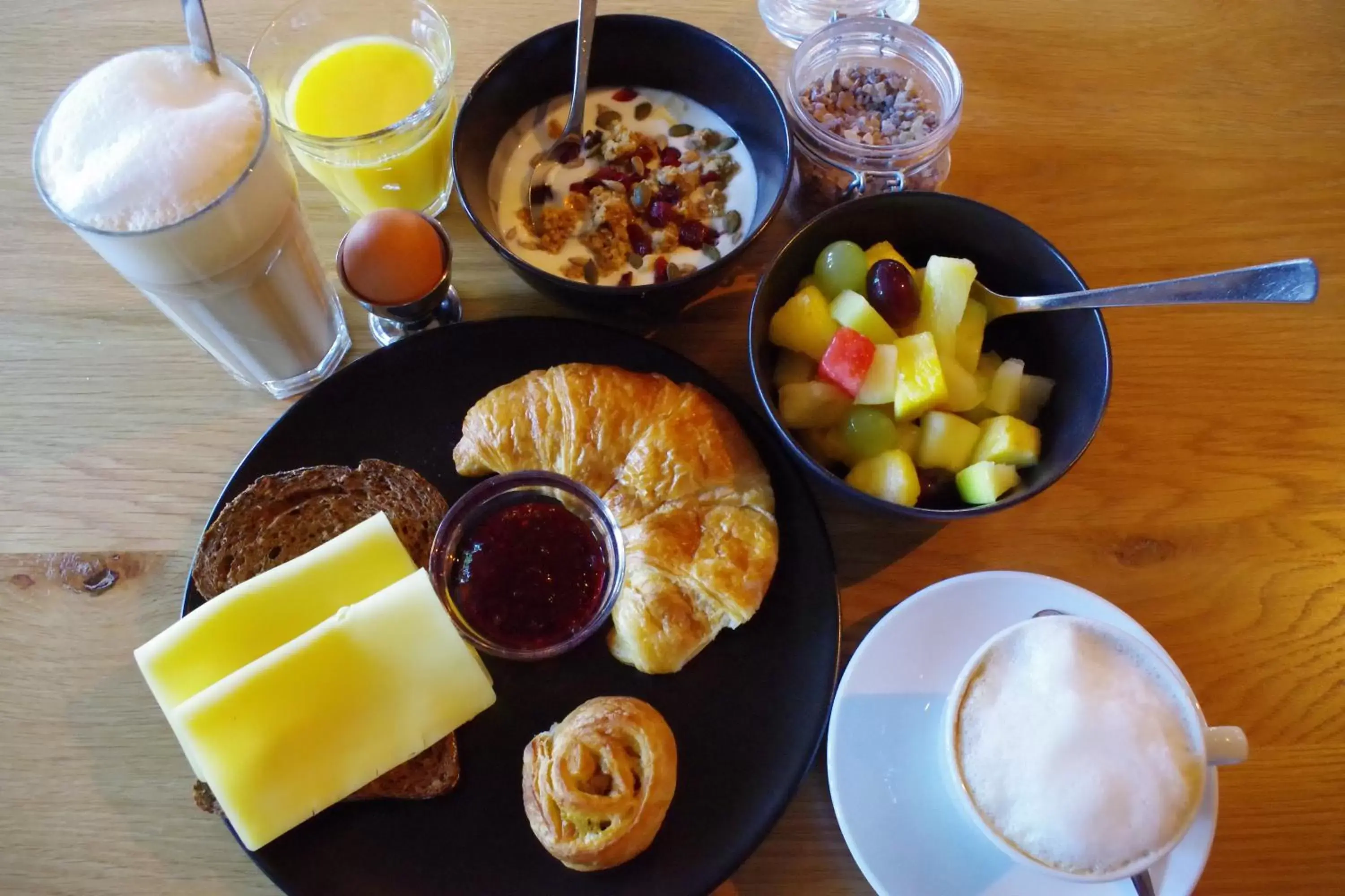 Continental breakfast, Food in Ontbijthotel Kruller