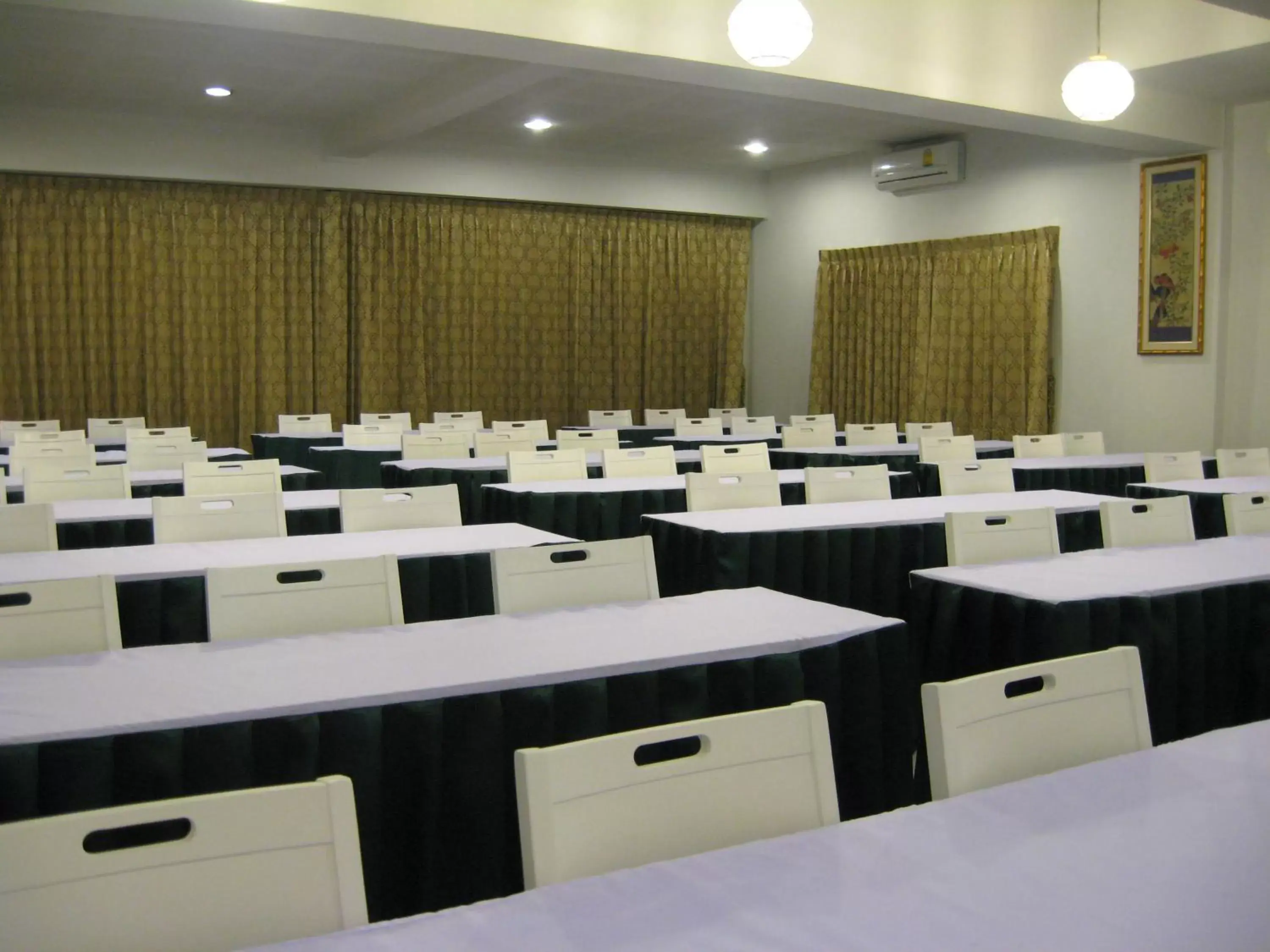 Business facilities in Makmai Villa - Rayong Business facilities in Makmai Villa - Rayong