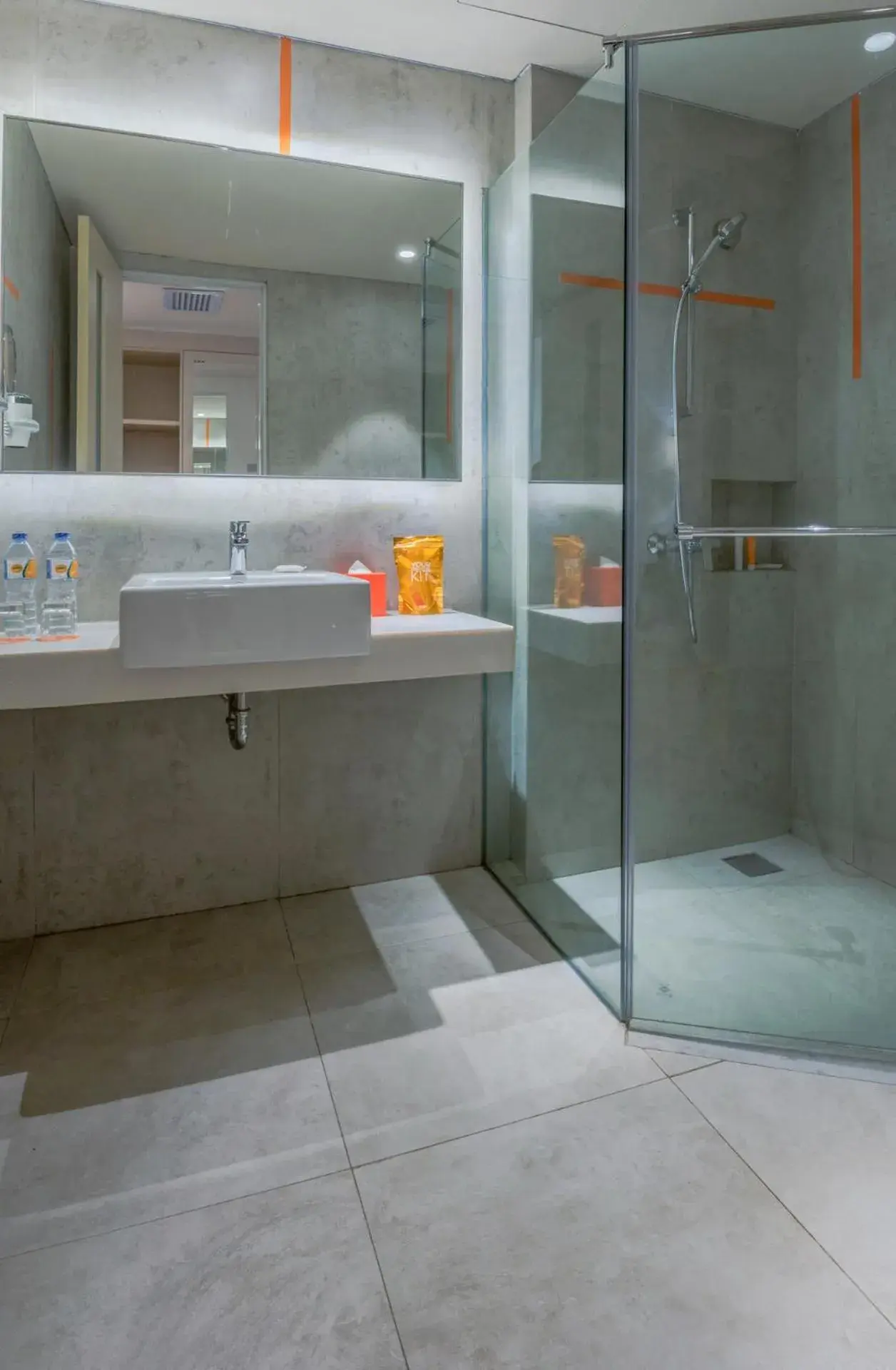 Shower, Bathroom in Harris Resort Barelang Batam