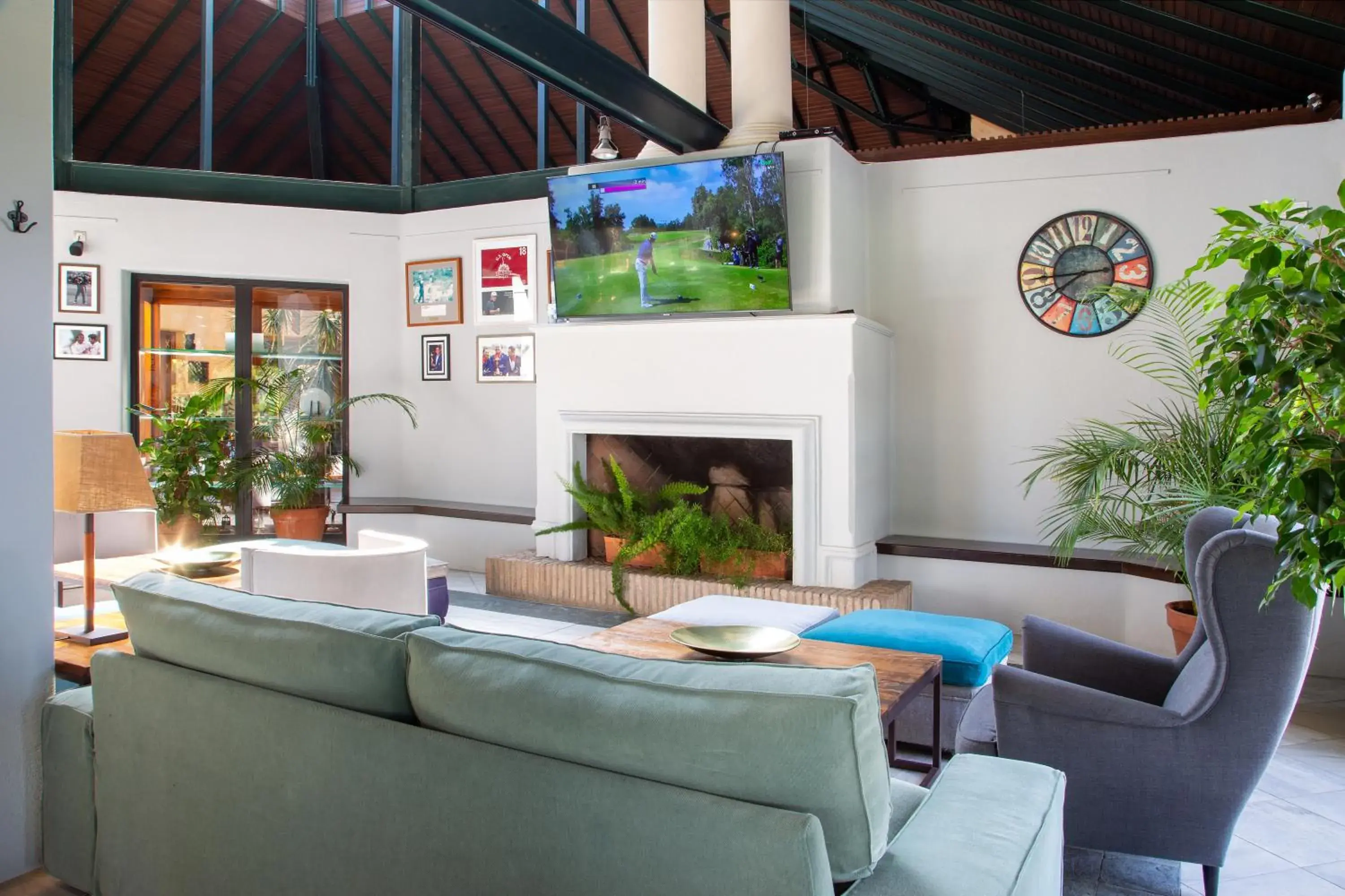 Living room, Seating Area in DoubleTree by Hilton Islantilla Beach Golf Resort