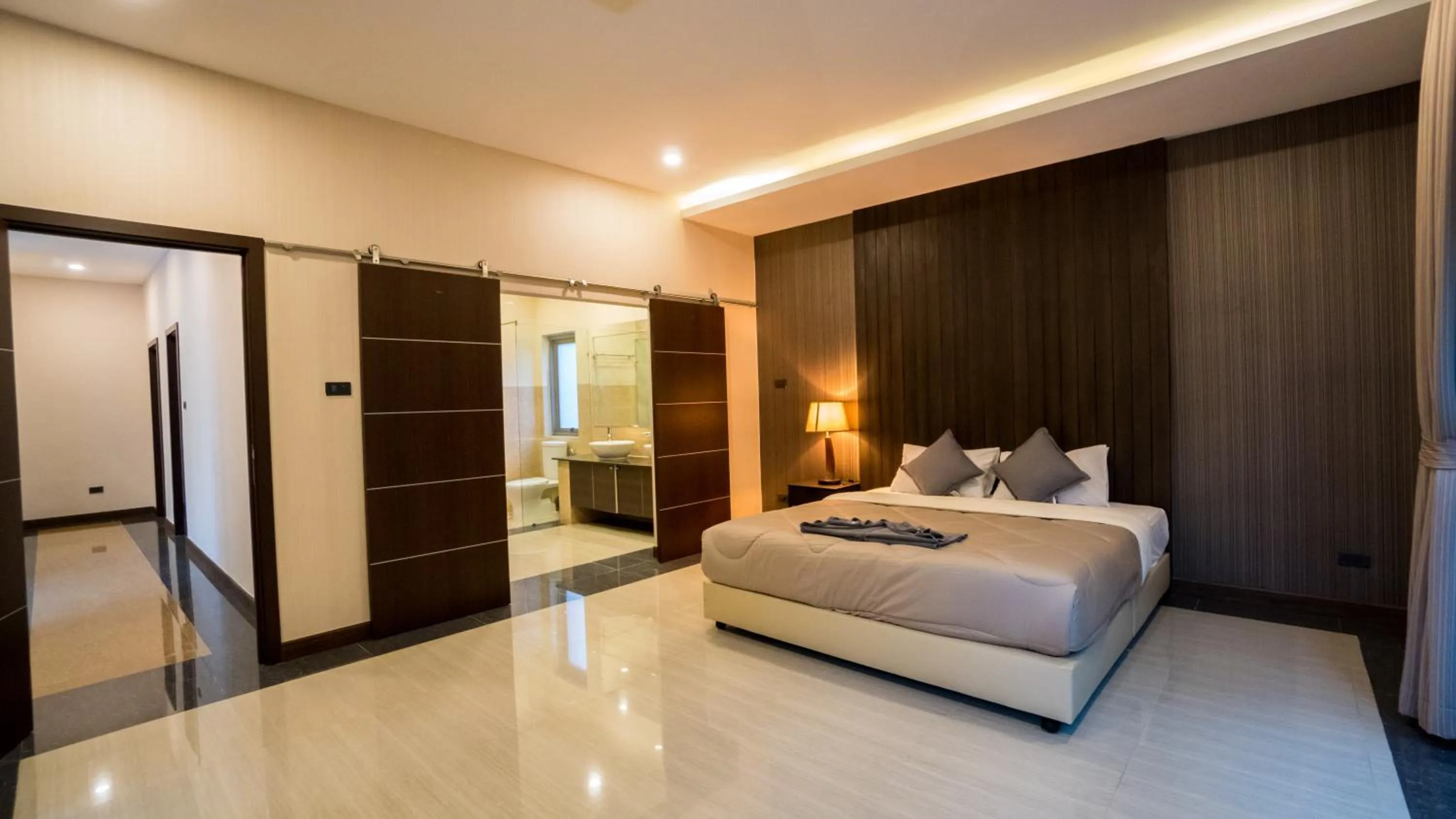 Patio, Bed in Villa Navin