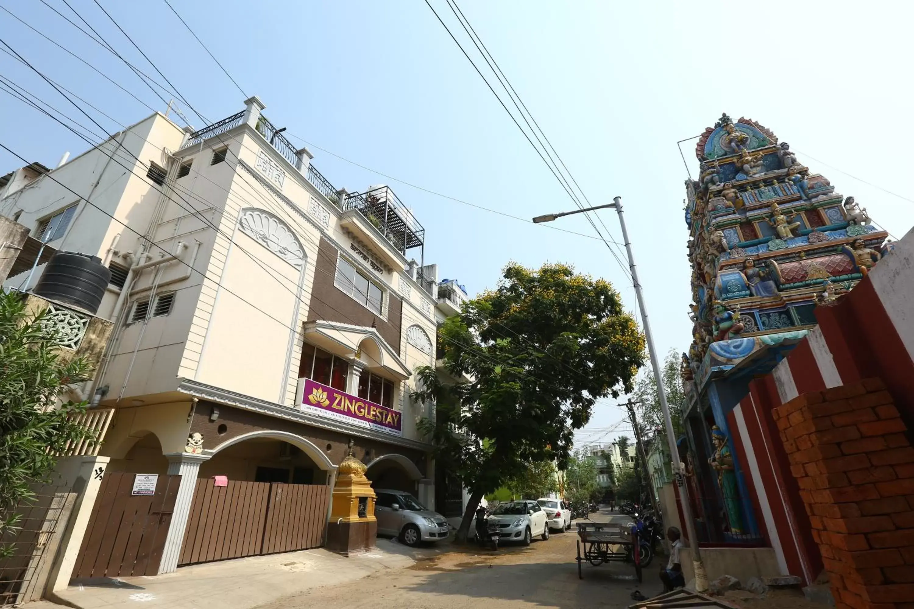 Facade/entrance, Property Building in Zingle Stay Airport Hotel