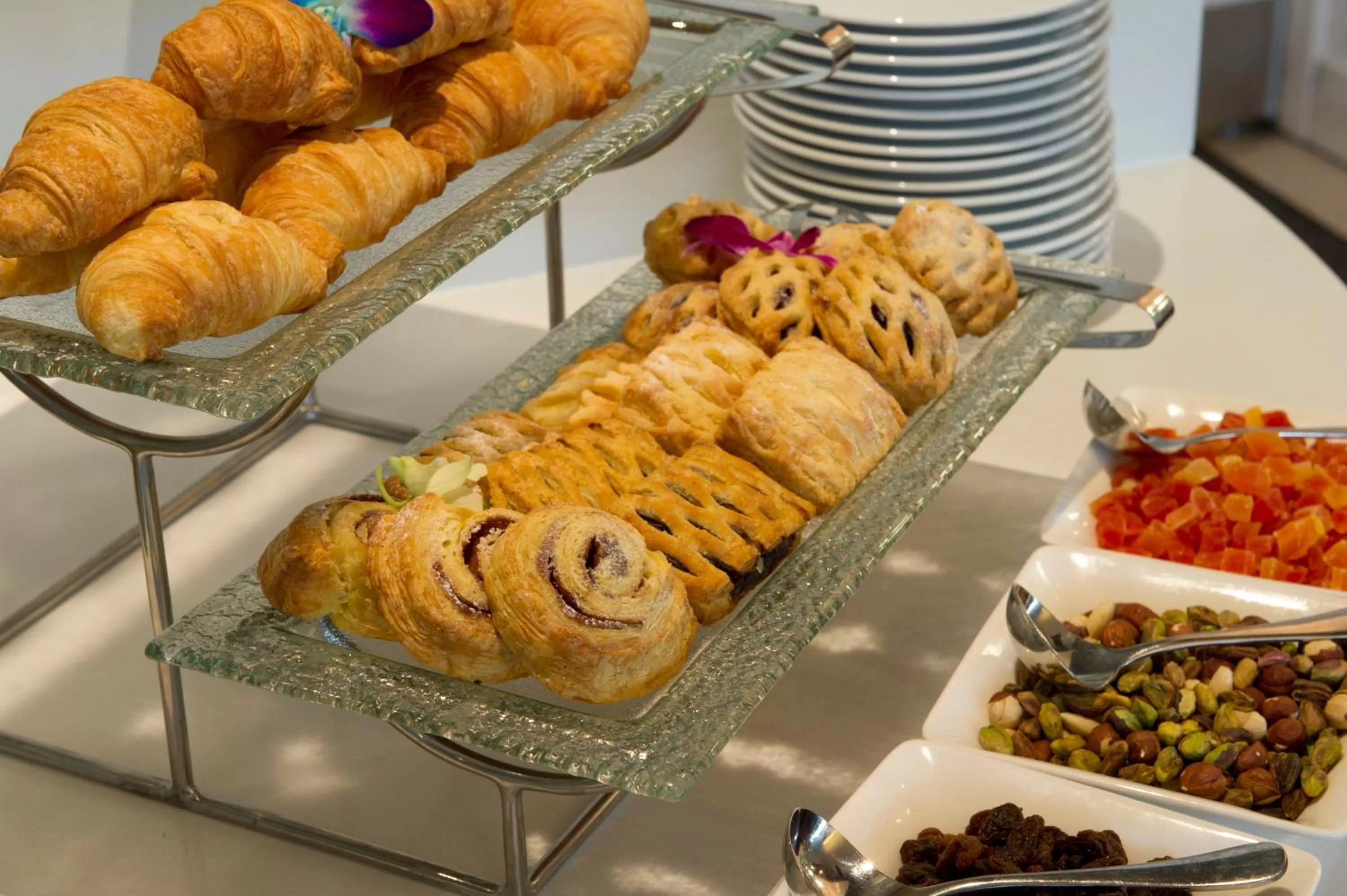 Food and drinks in Novotel Brisbane Airport