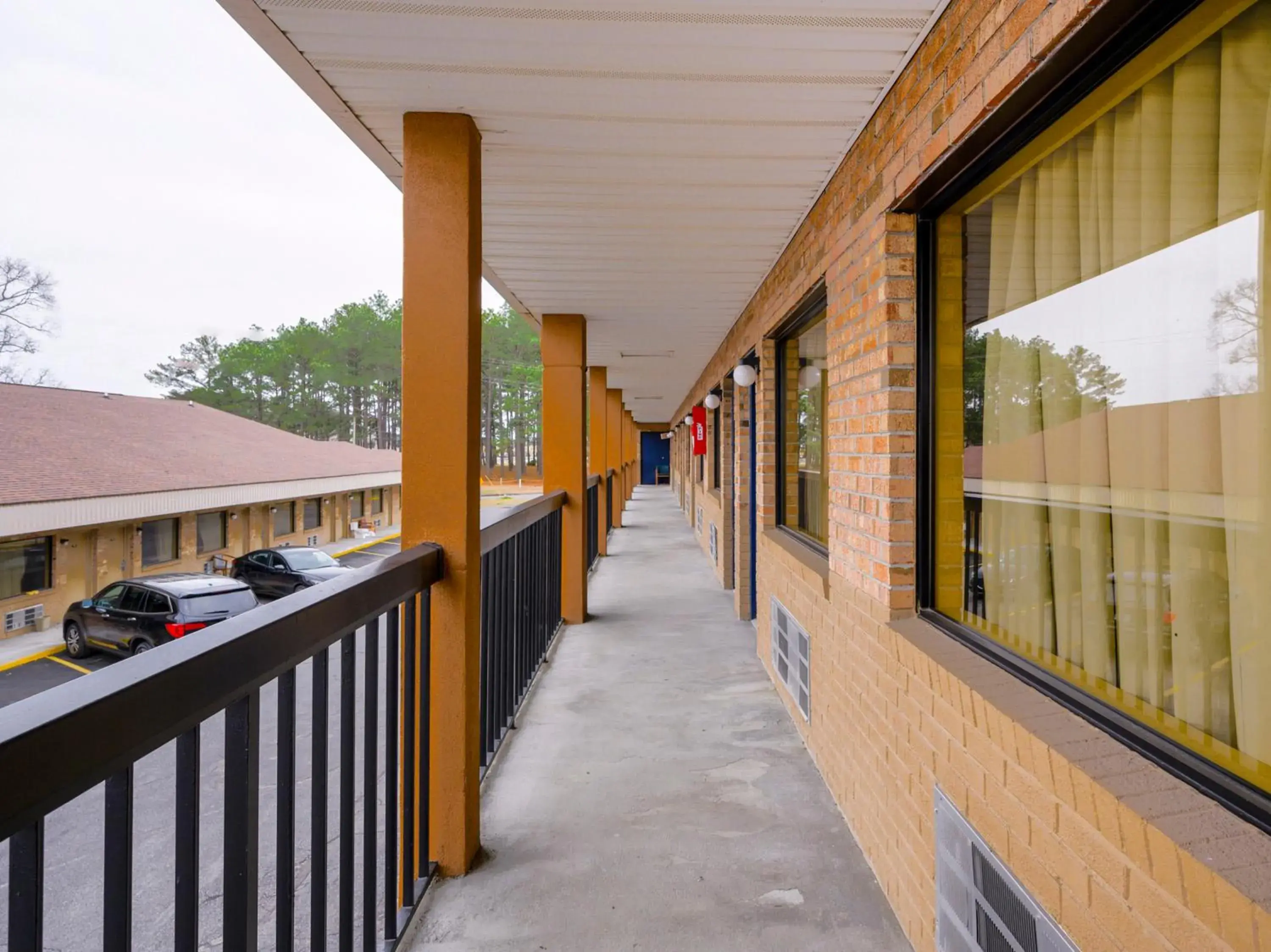 Balcony/Terrace in OYO Hotel Williamston