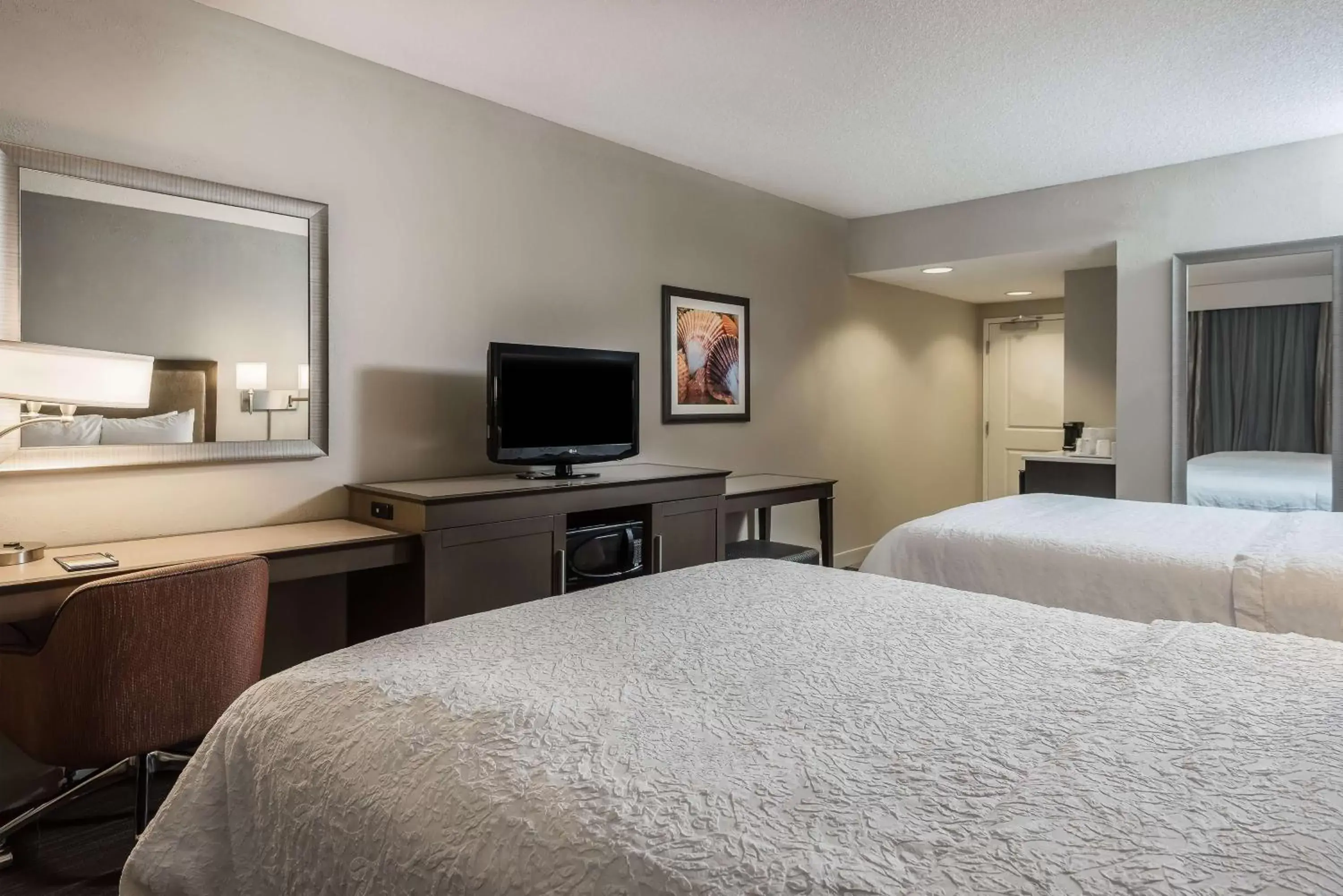 Bed in Hampton Inn Myrtle Beach West Bed in Hampton Inn Myrtle Beach West