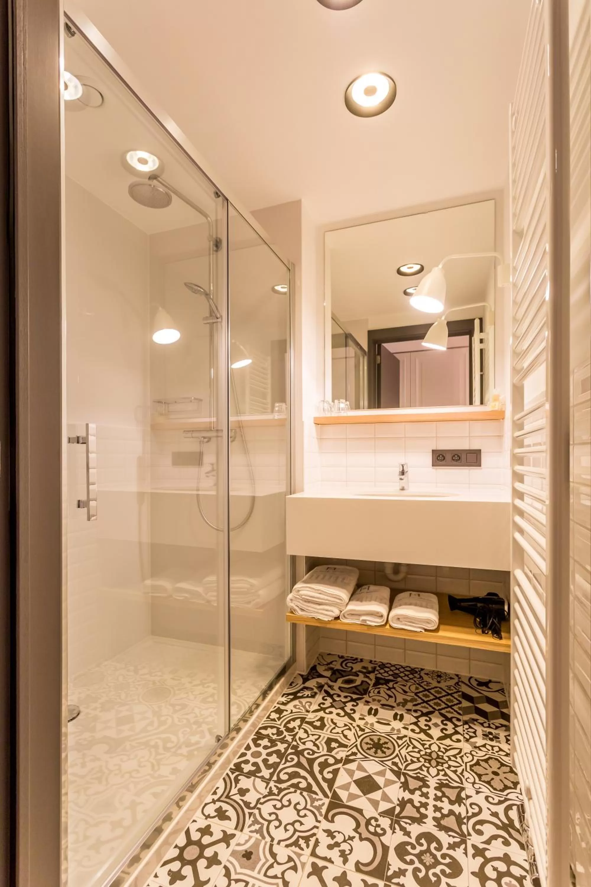 Shower in De Sjeiven Dorpel