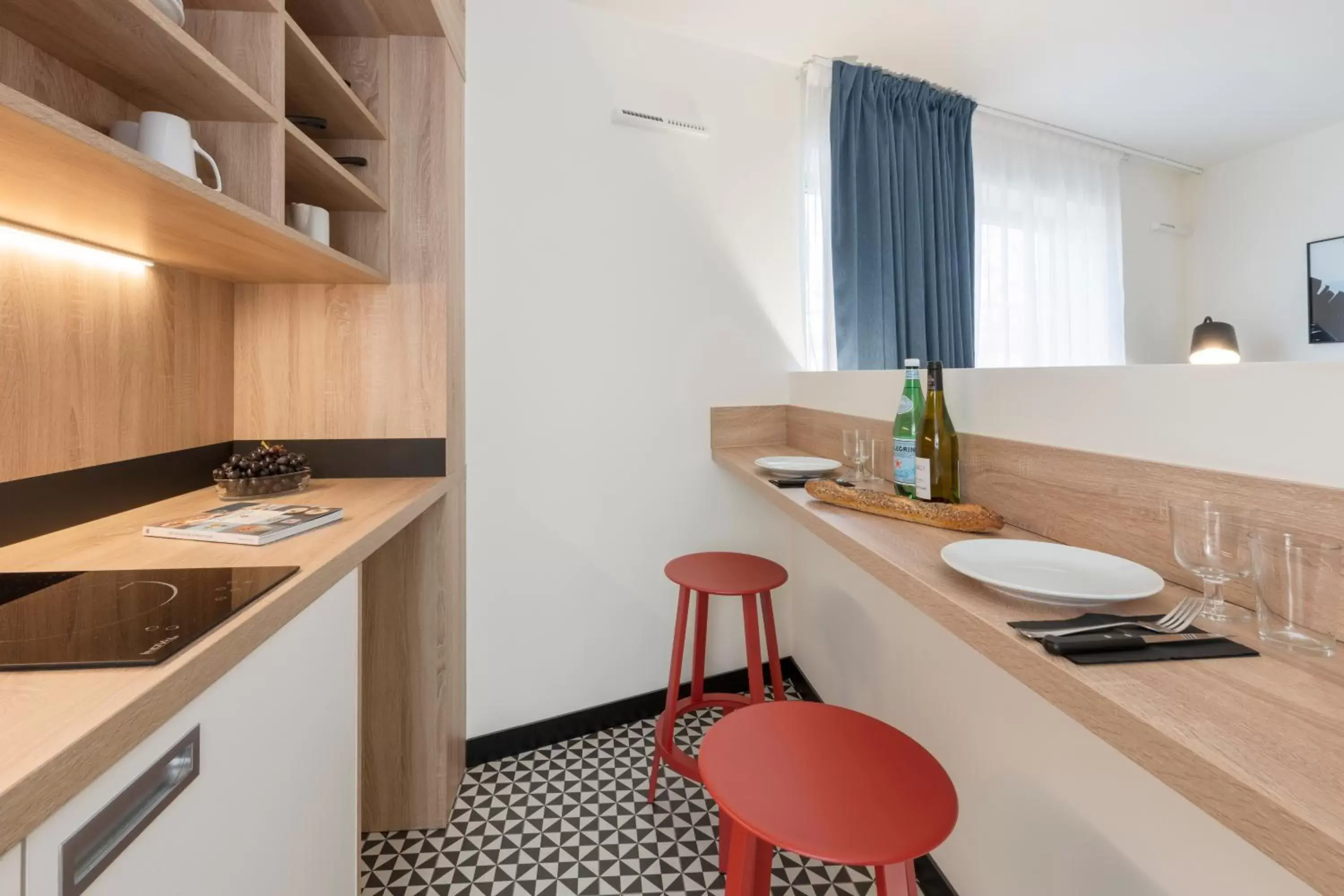 Kitchen or kitchenette, Kitchen/Kitchenette in Tulip Residences Joinville-Le-Pont
