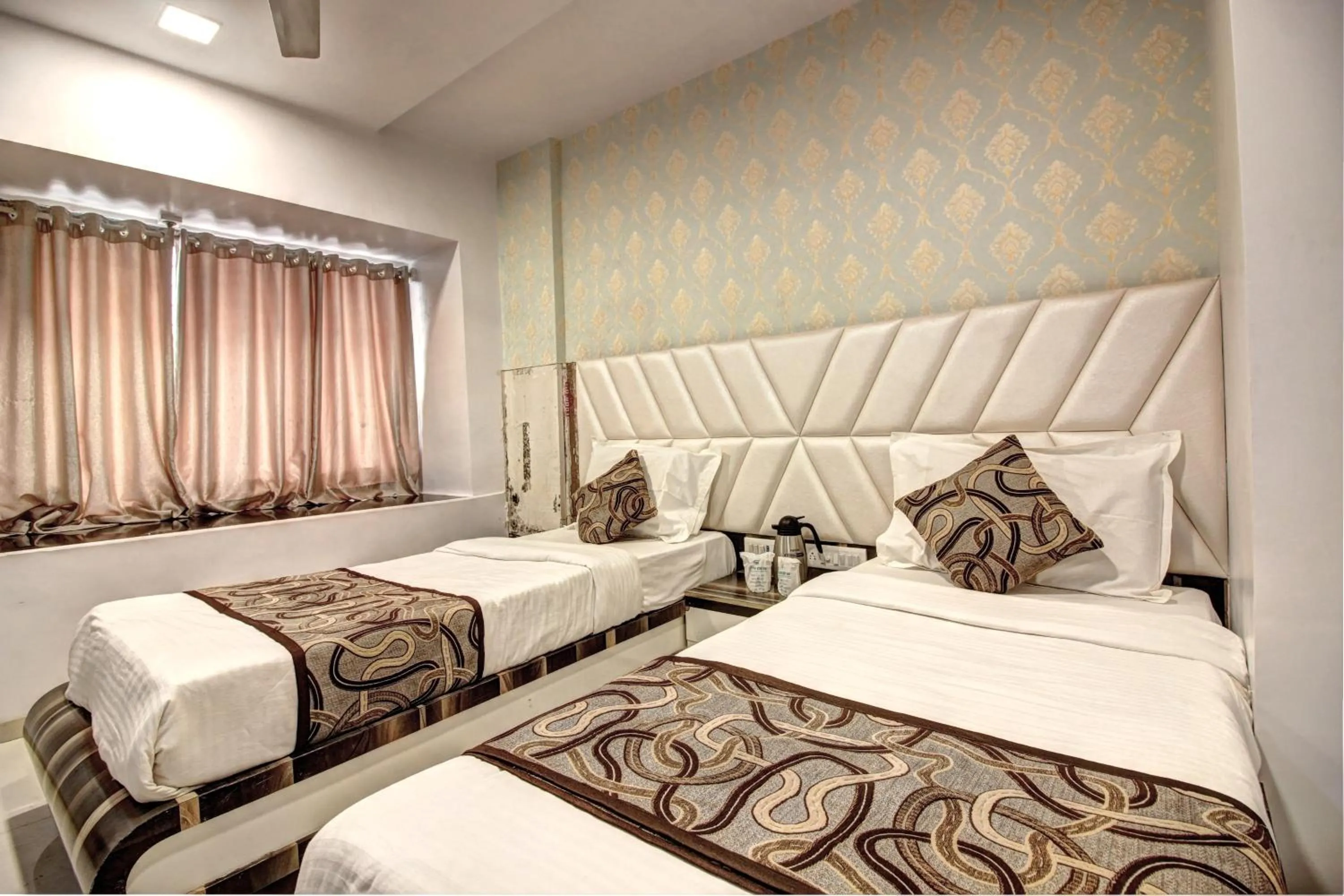 Bed in Hotel City View